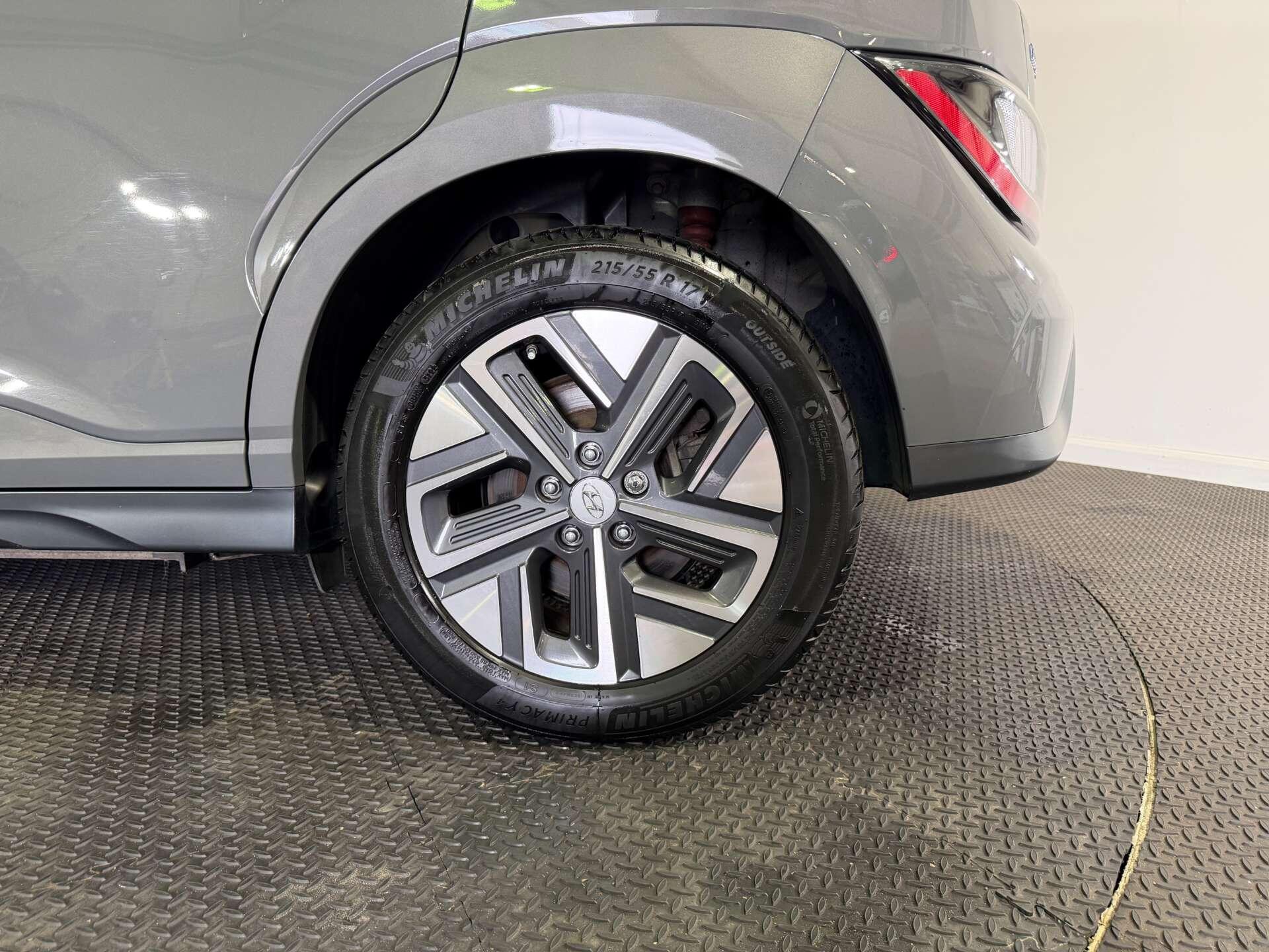 Hyundai Kona view 63