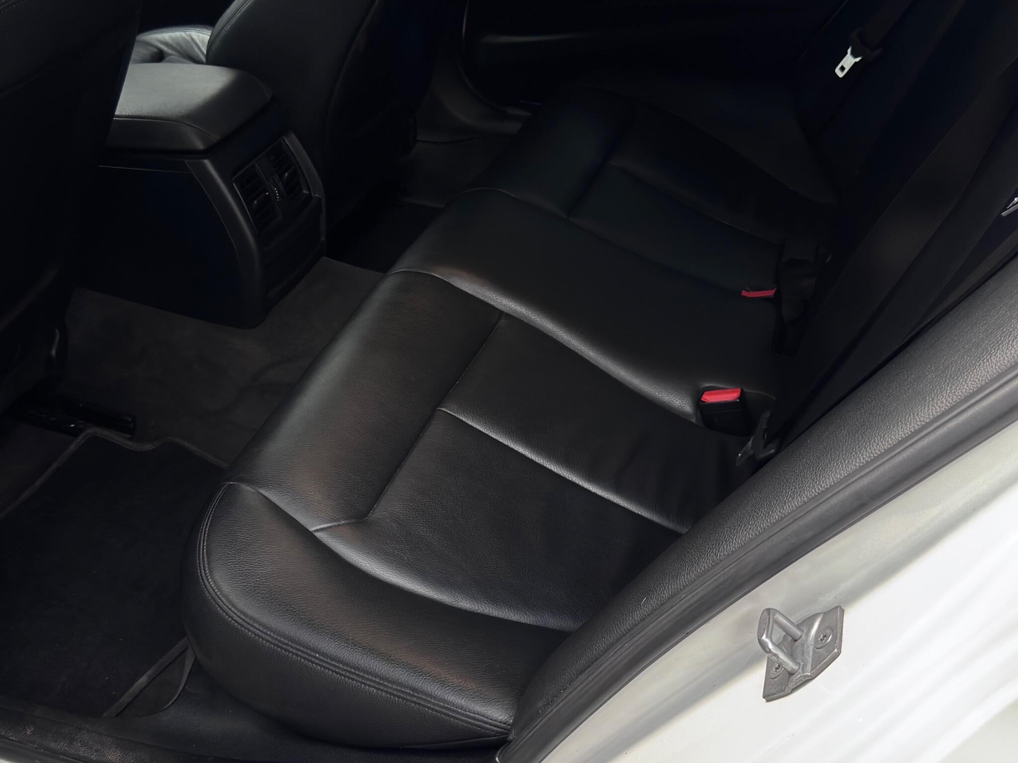 BMW 3 Series view 48