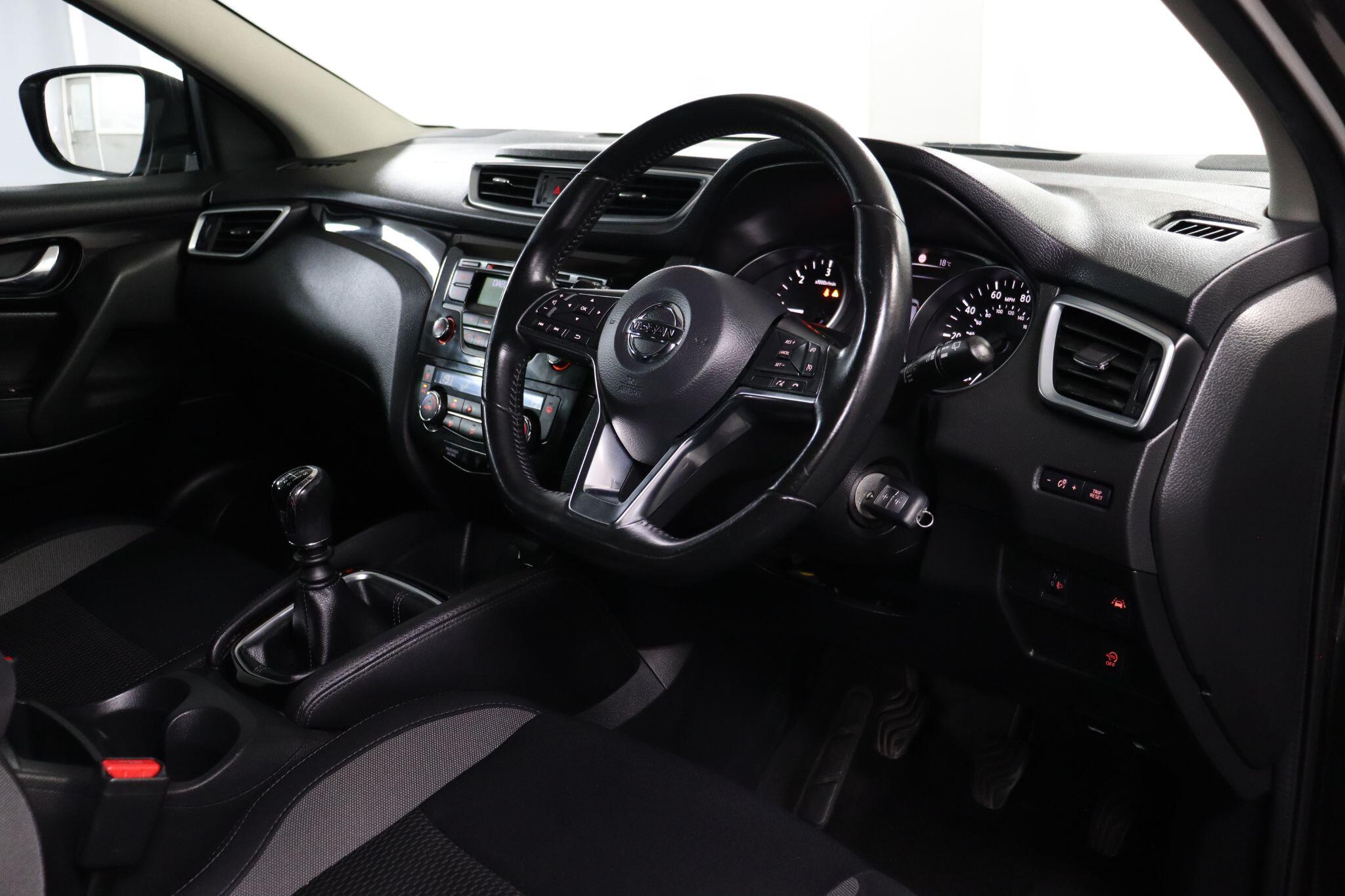 Nissan Qashqai view 16