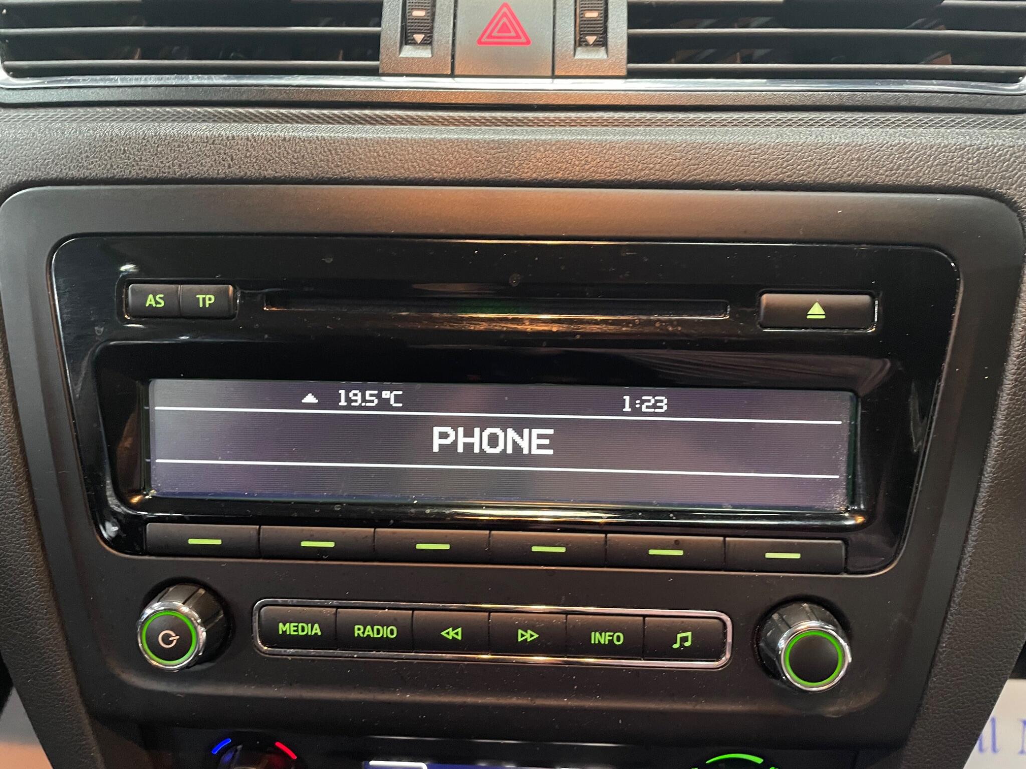 Skoda Rapid view 24