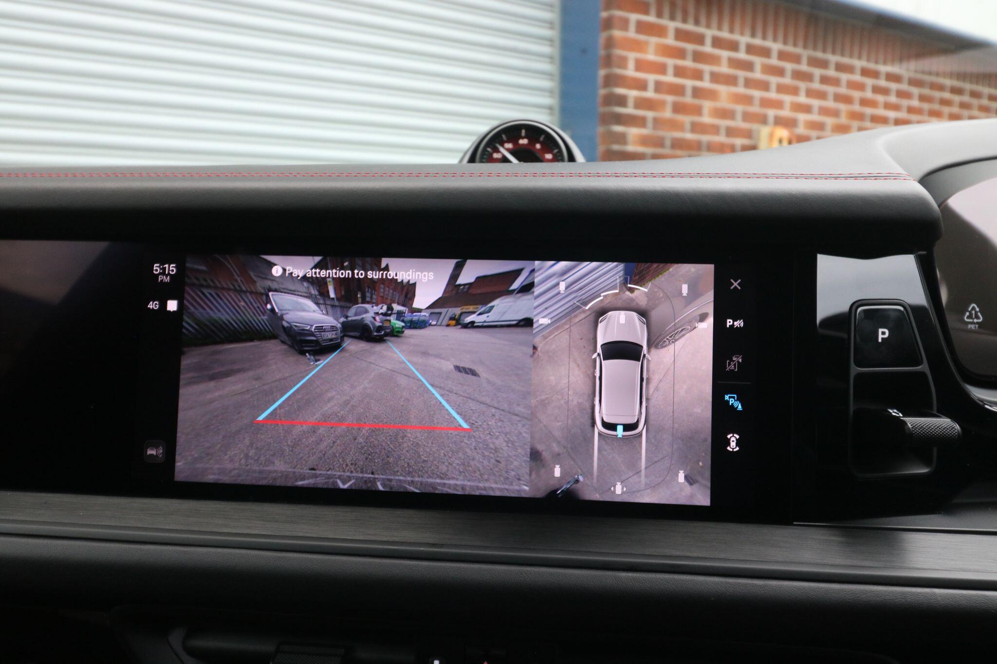 Porsche Cayenne view 24