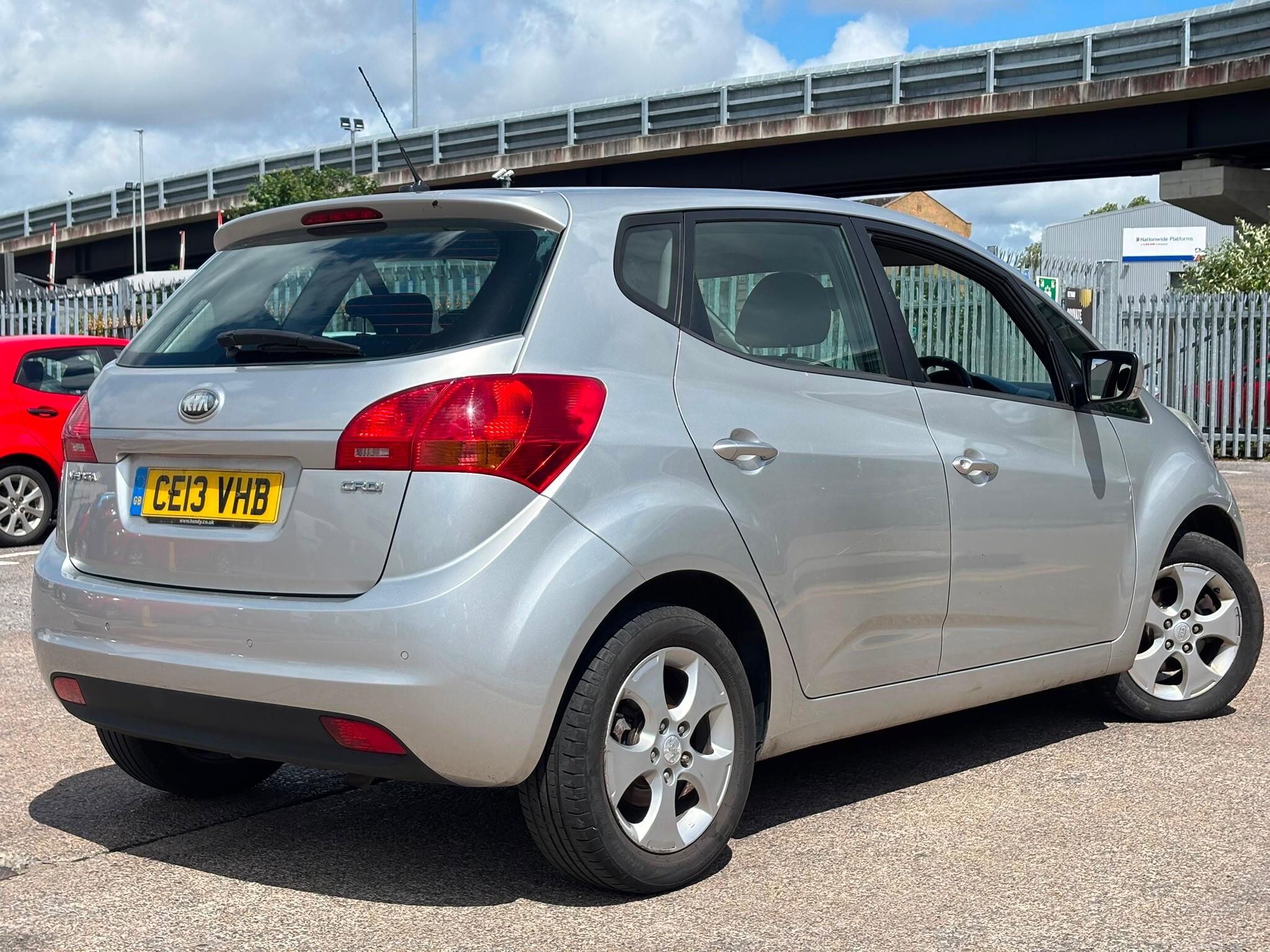 Kia Venga view 21