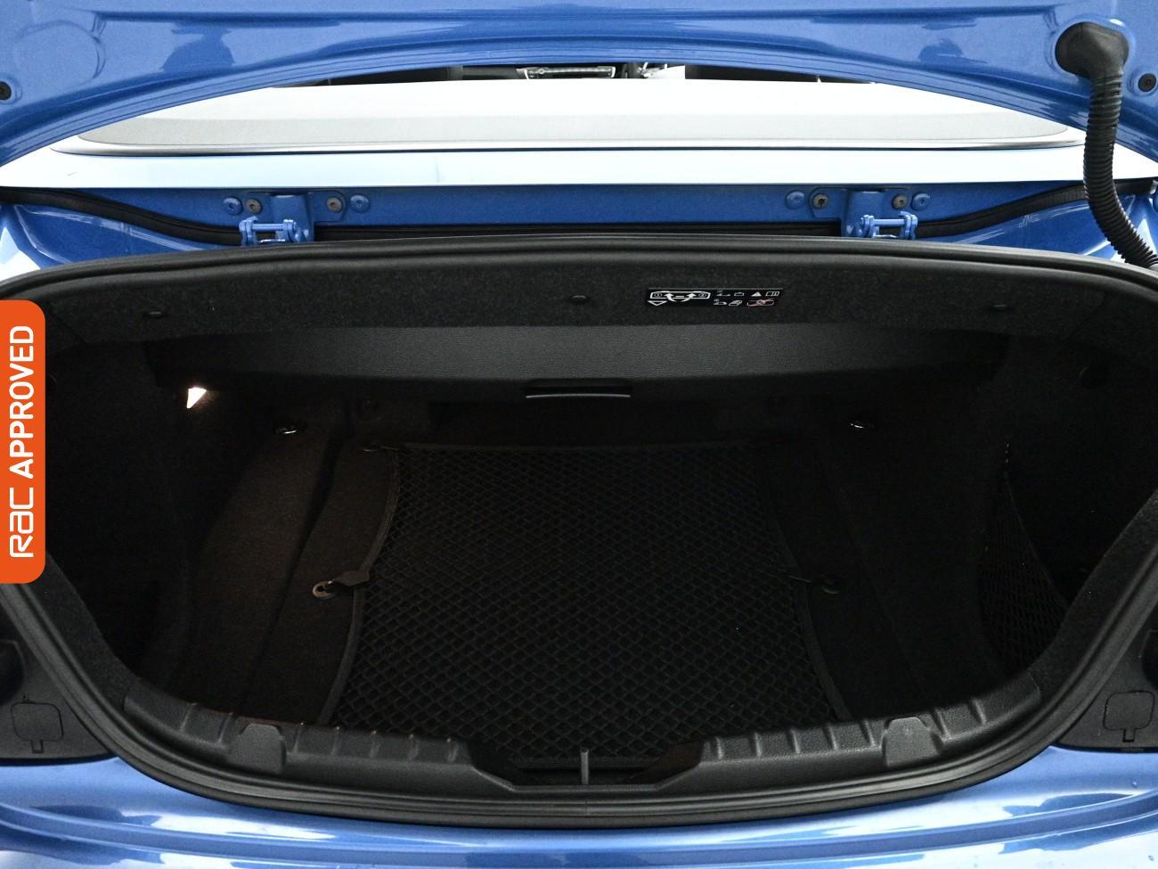 BMW 2 Series view 26