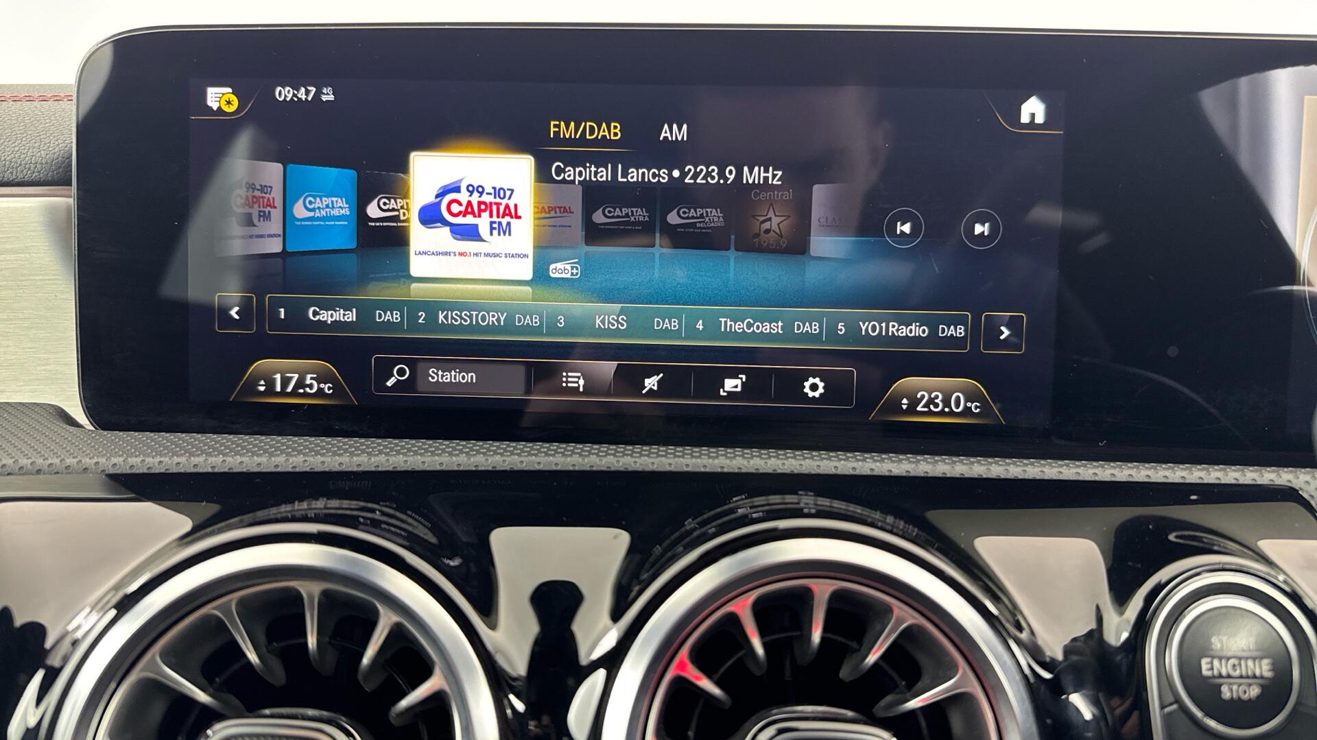 Mercedes-Benz Cla view 48