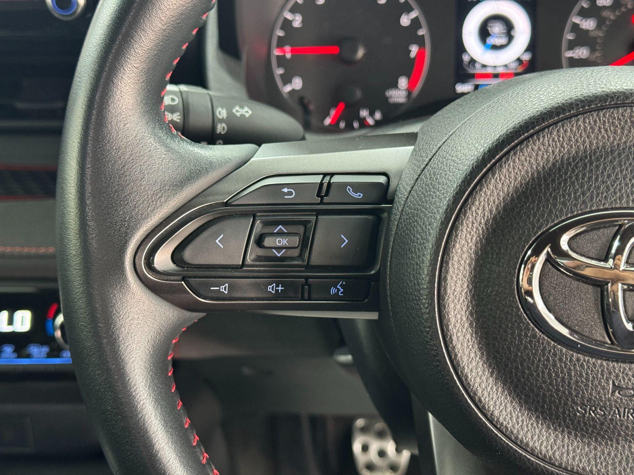 Toyota Yaris view 37