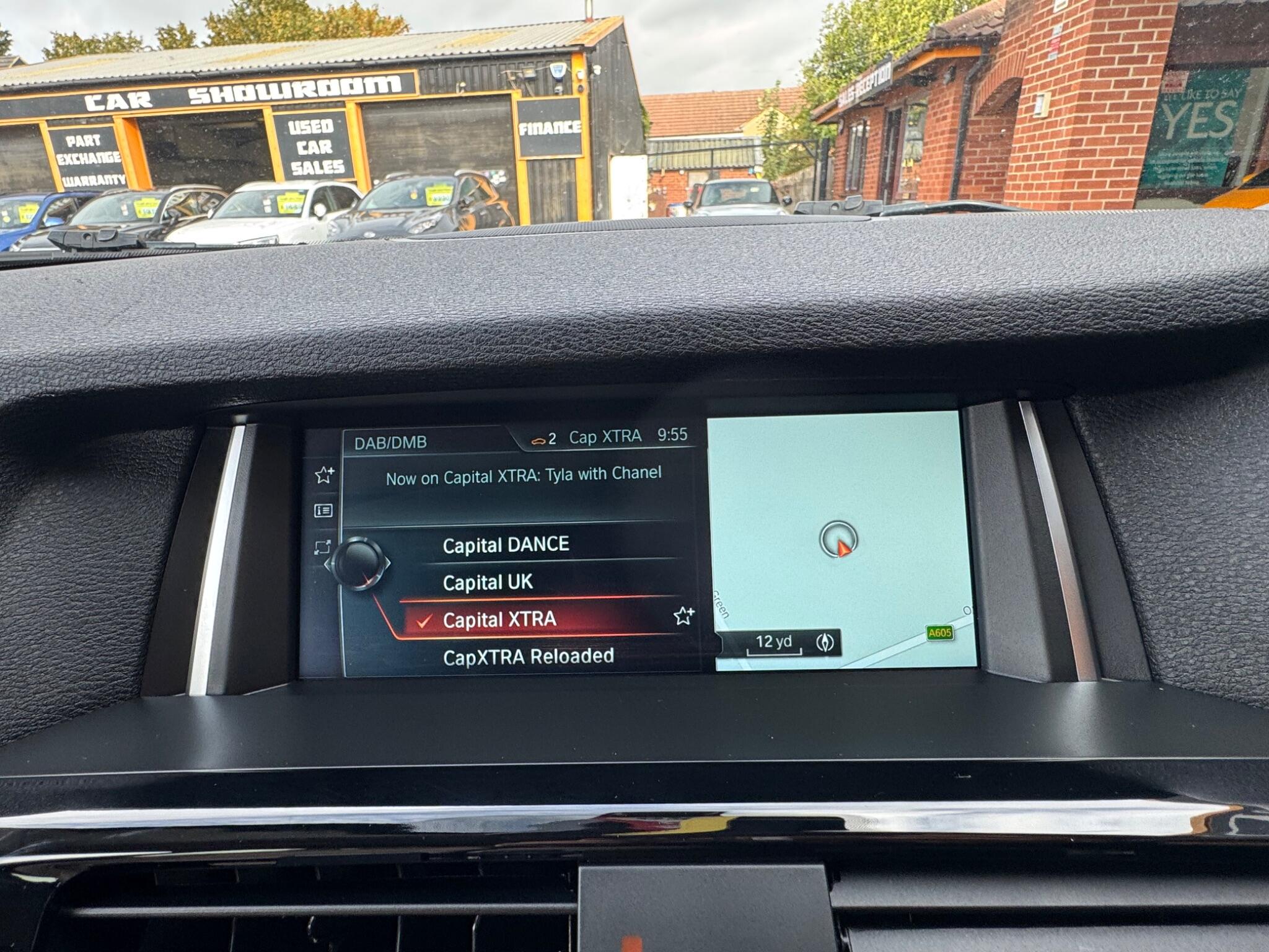 BMW X3 view 26