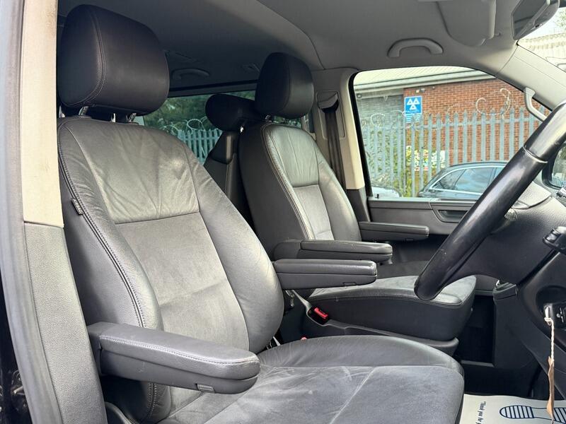 Volkswagen Caravelle view 33