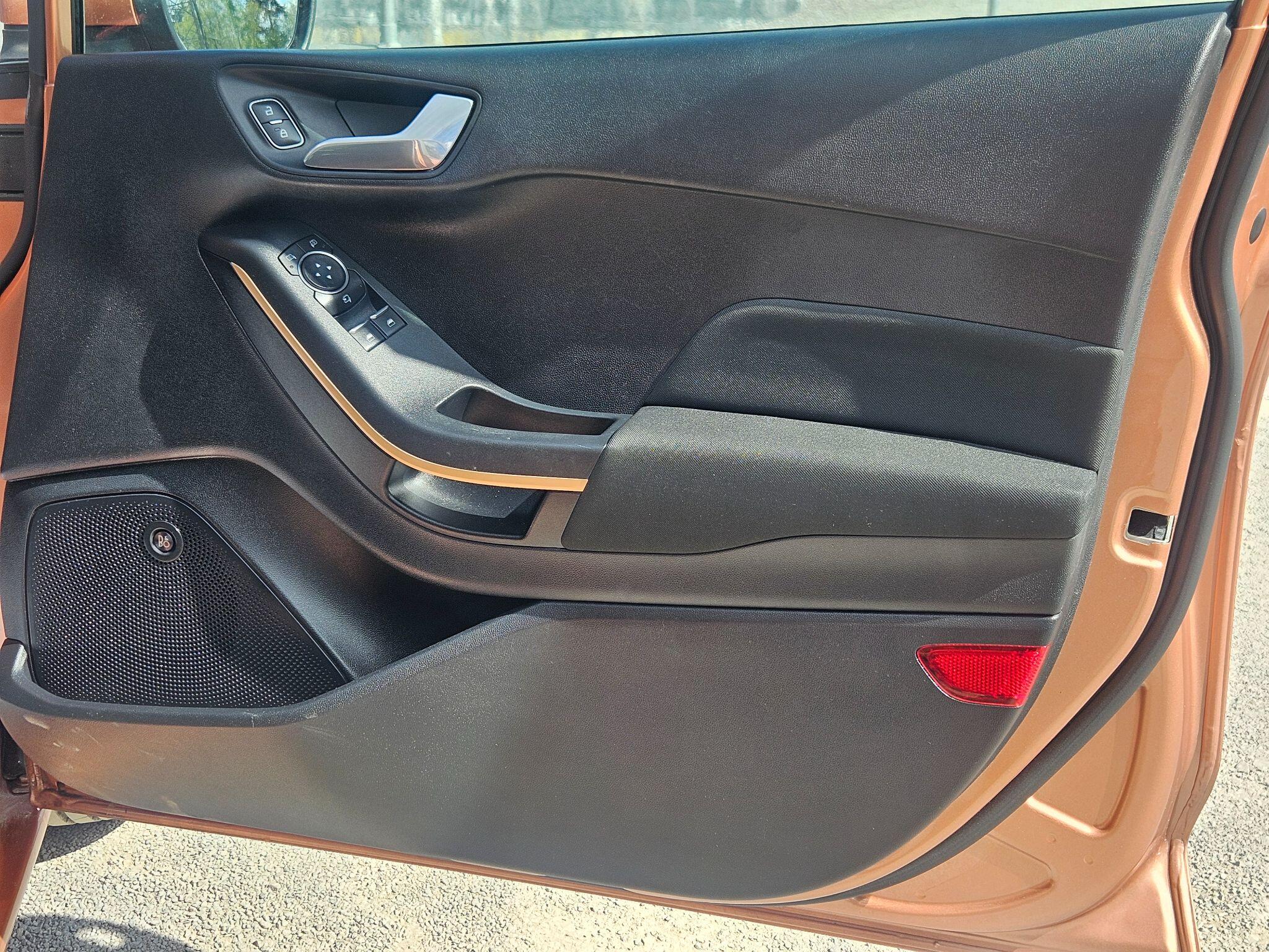 2017 Ford Fiesta image 49