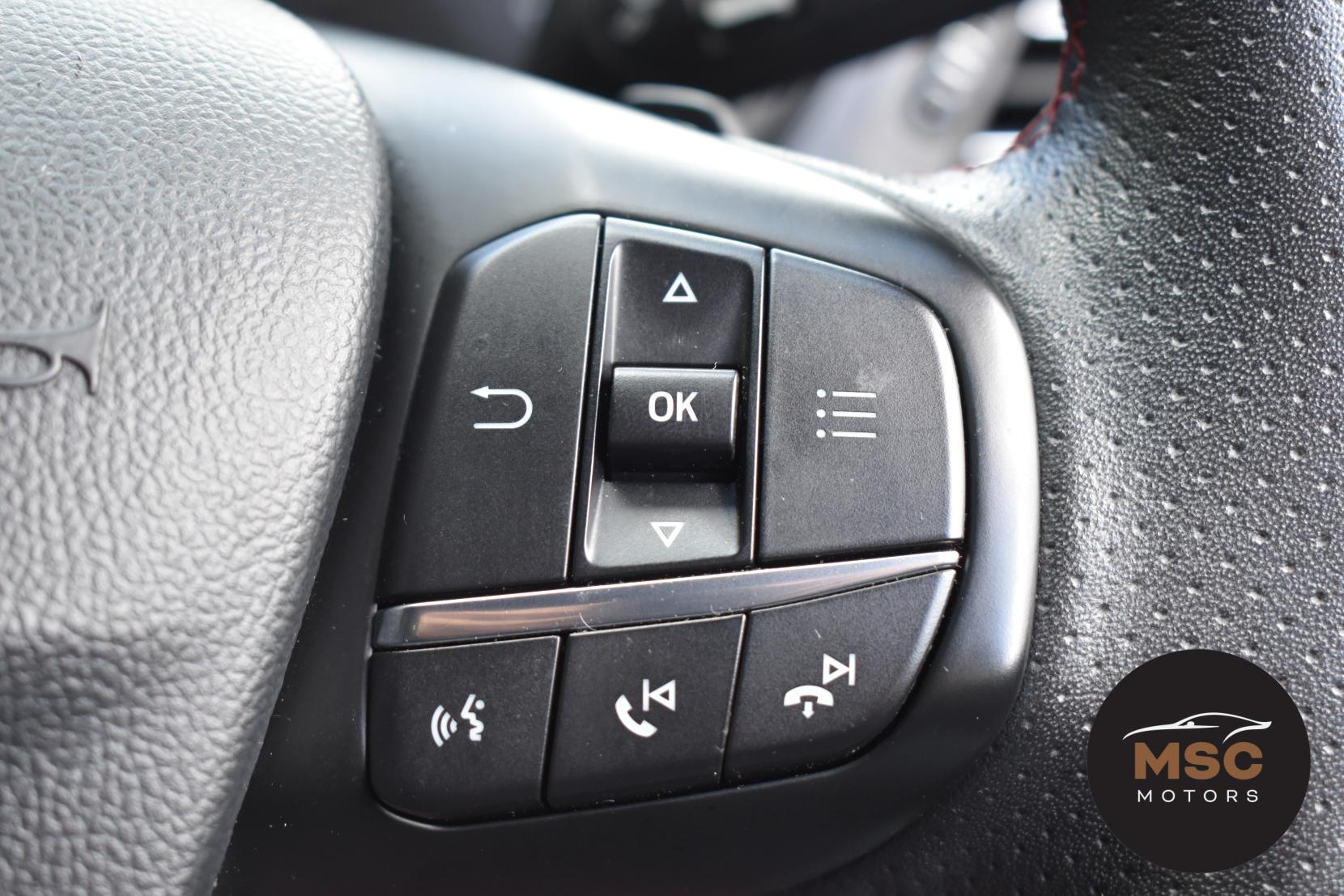 Ford Focus view 47