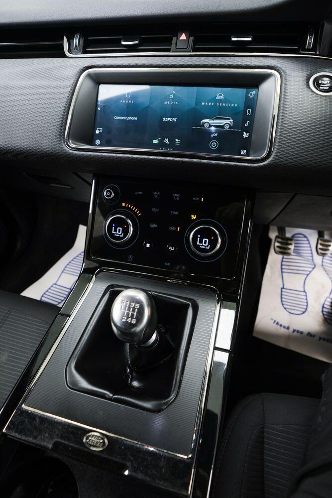 Land Rover Range Rover Evoque view 19