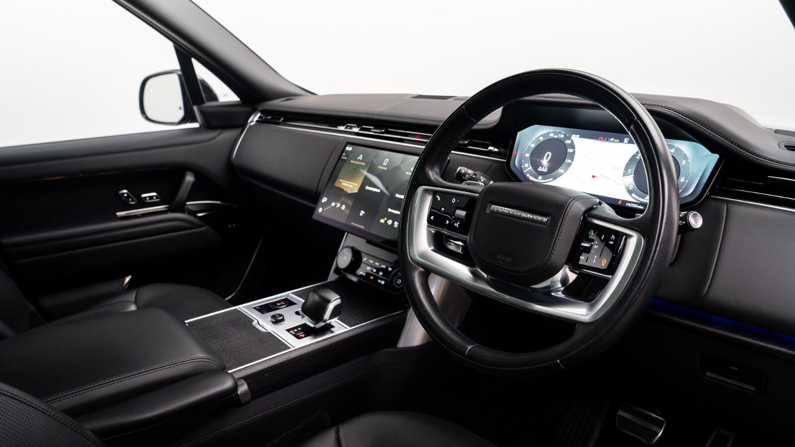 Land Rover Range Rover view 39