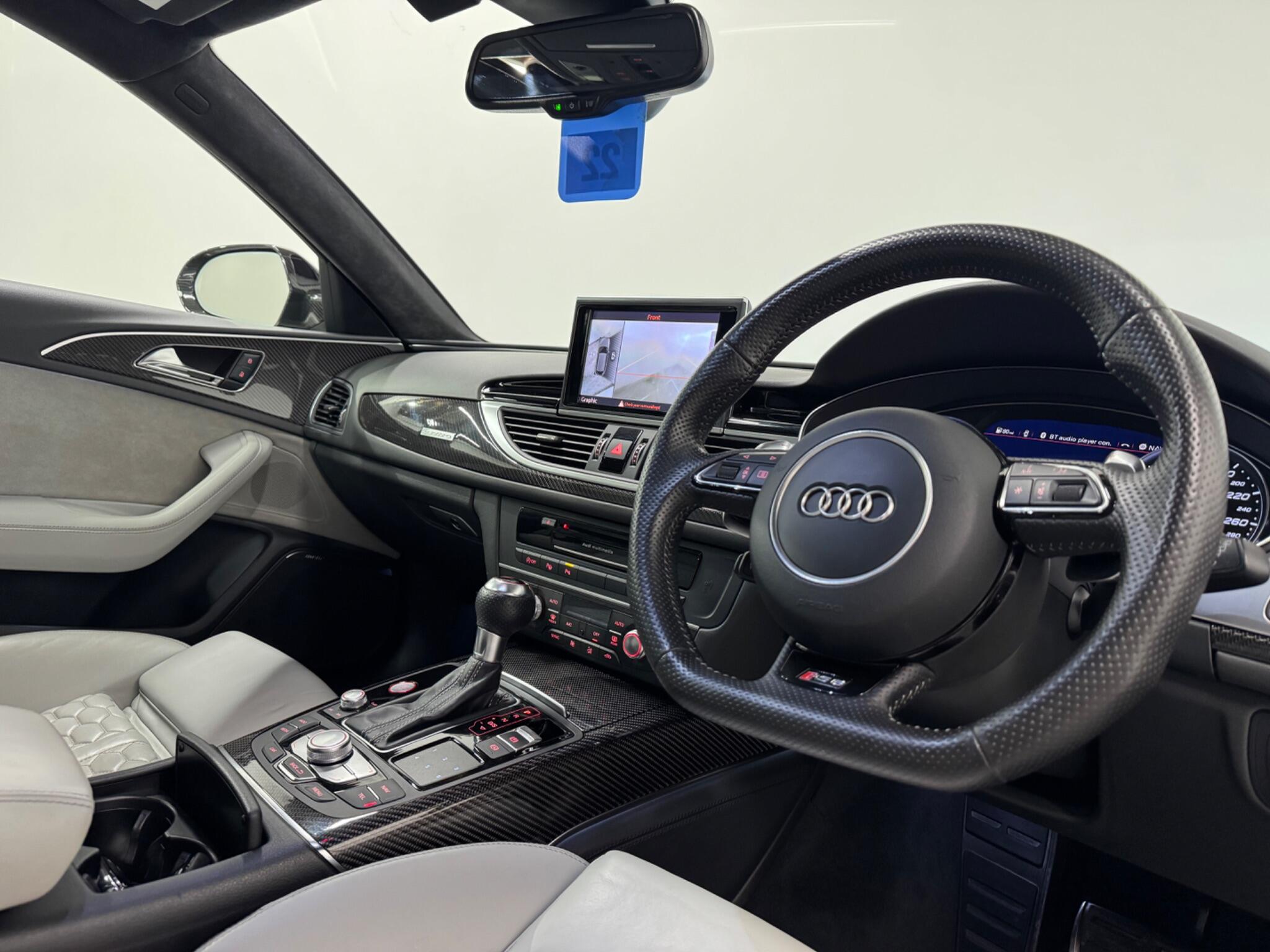 Audi RS6 view 13