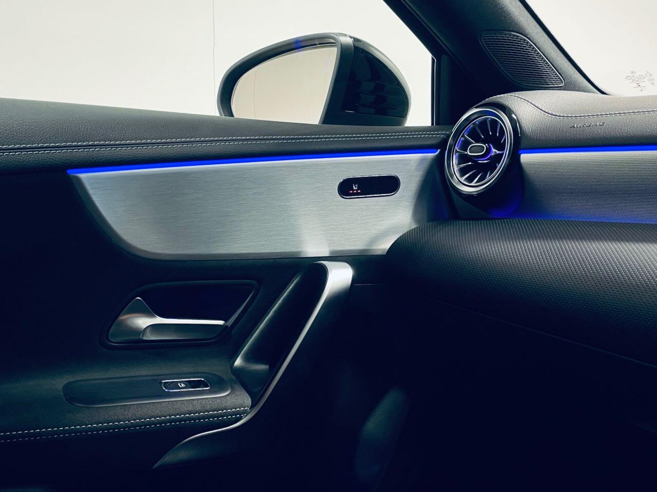 Mercedes-Benz A Class view 24