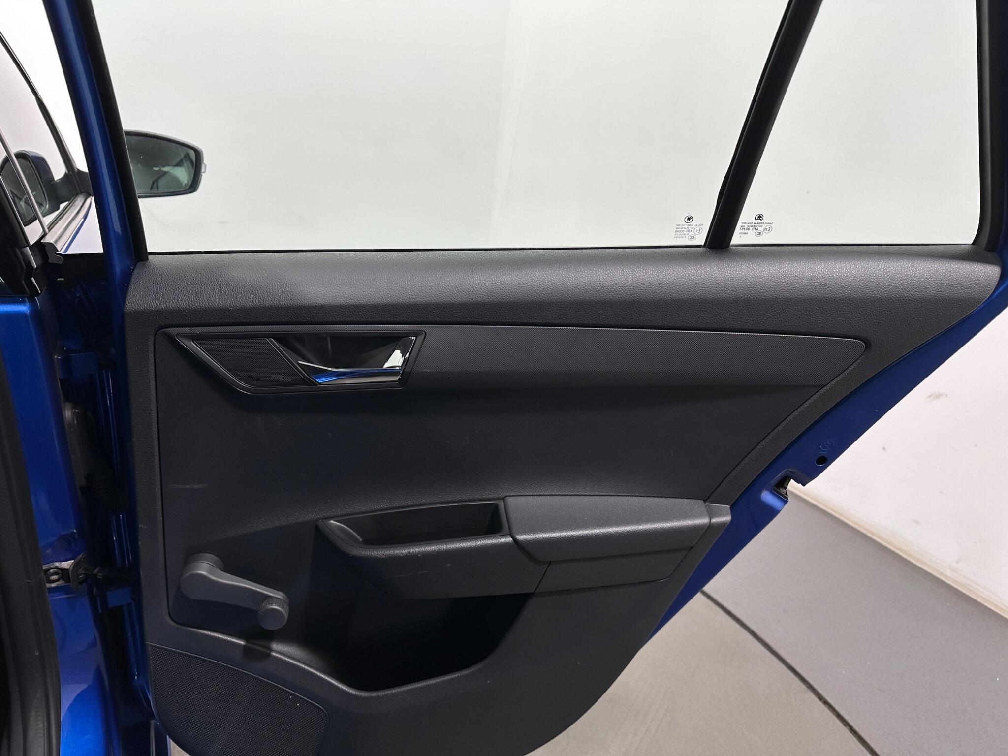 Skoda Fabia view 43