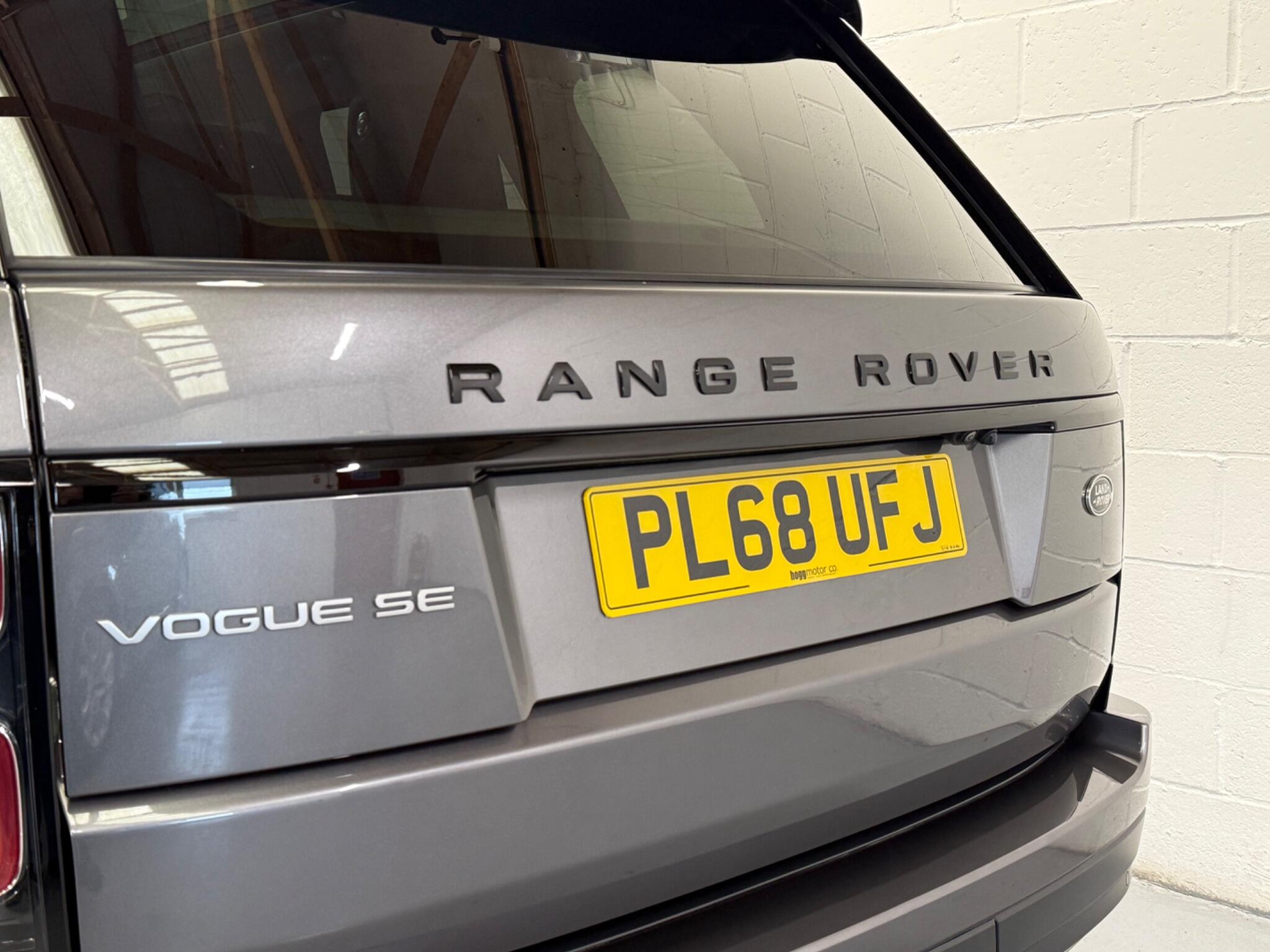 Land Rover Range Rover view 28