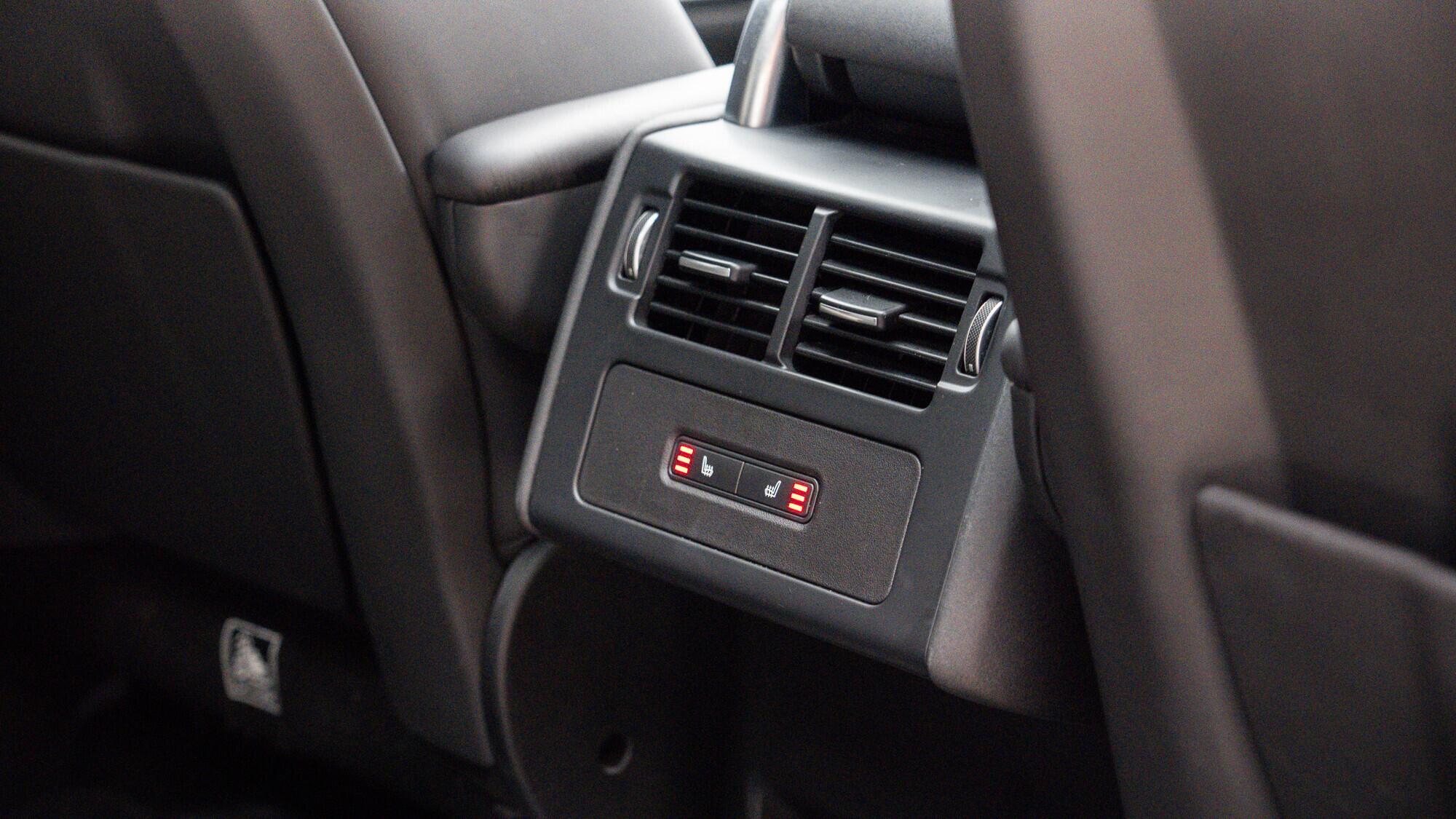 Land Rover Discovery 3 view 21