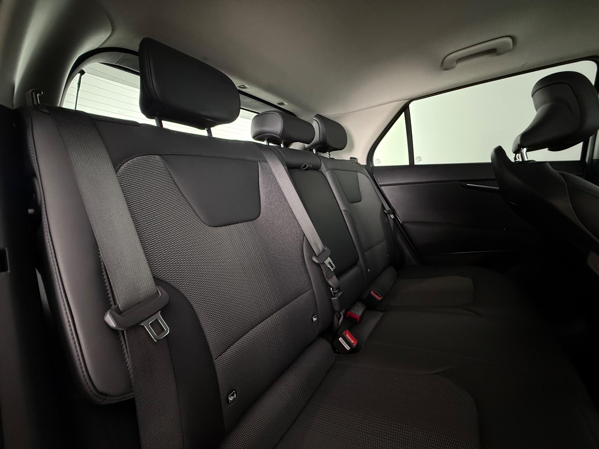 Kia Niro view 27