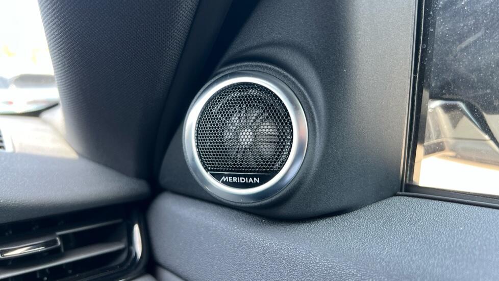 Land Rover Range Rover Evoque view 24