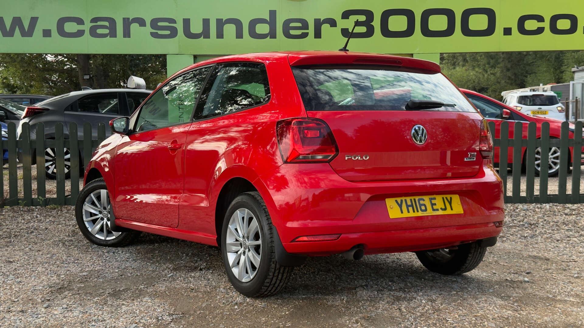 Volkswagen Polo view 4