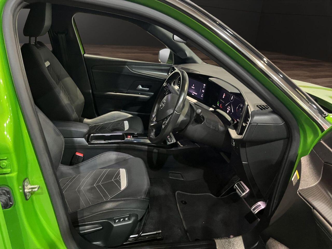 Vauxhall Mokka Electric view 11