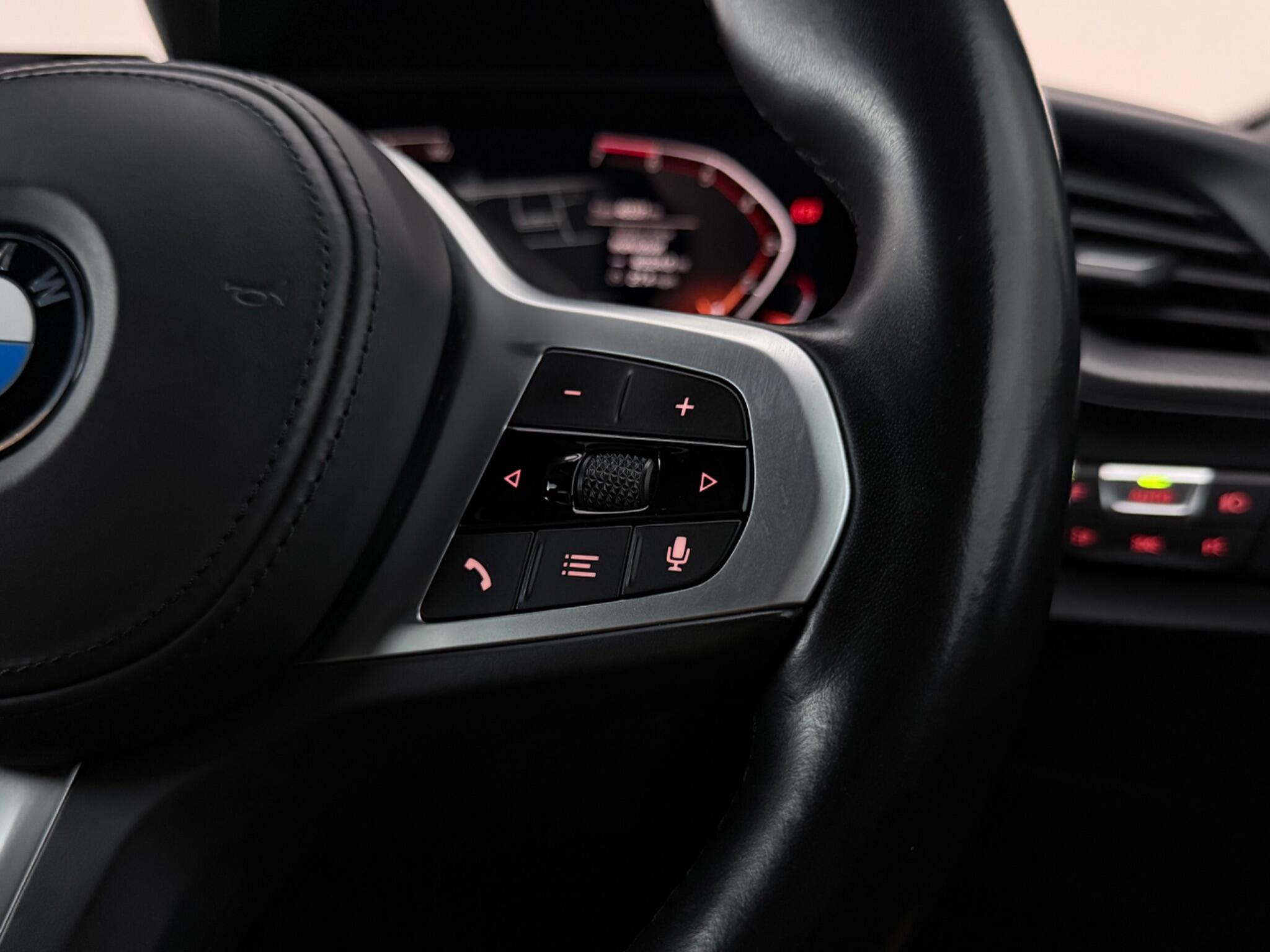 BMW 2 Series view 13