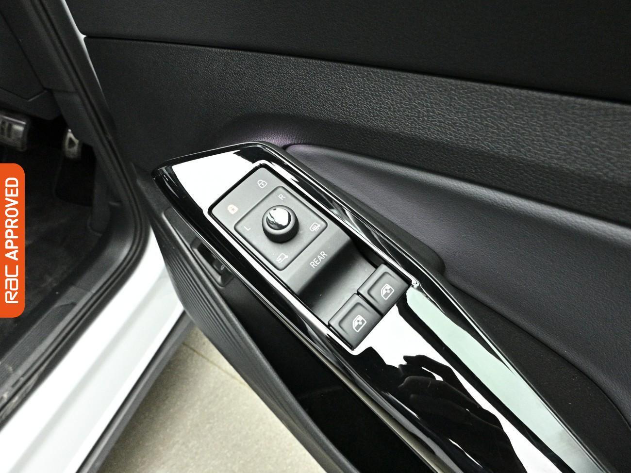Volkswagen Id.4 view 28