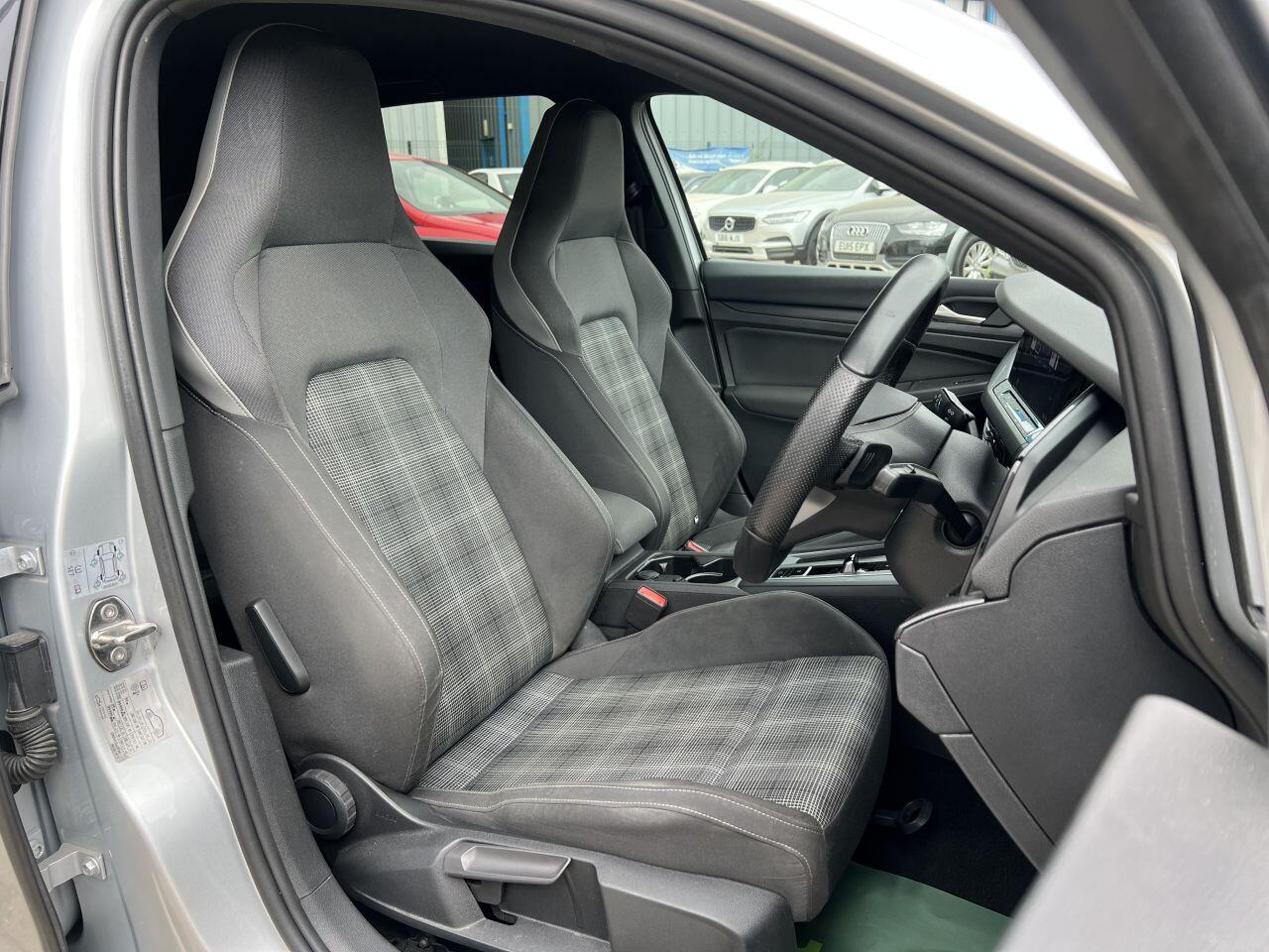 Volkswagen Golf view 16