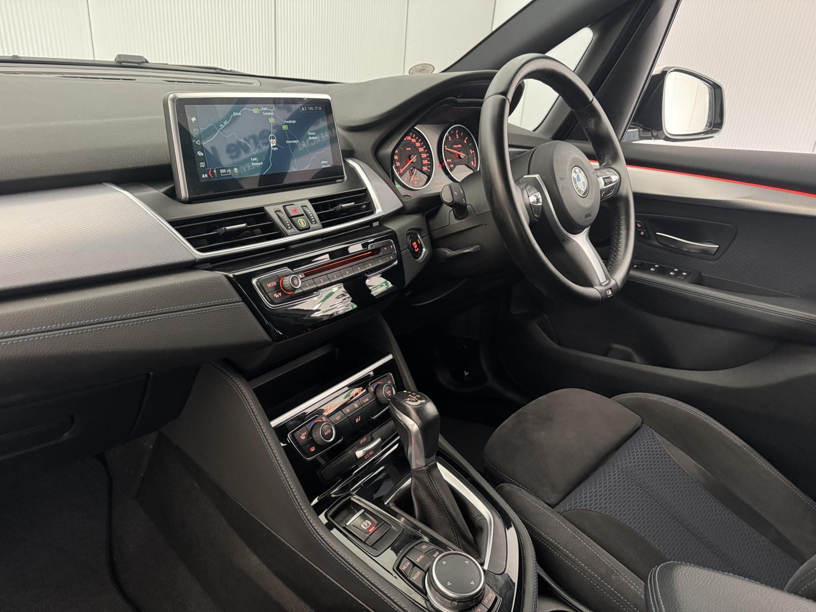 BMW 2 Series Active Tourer view 61