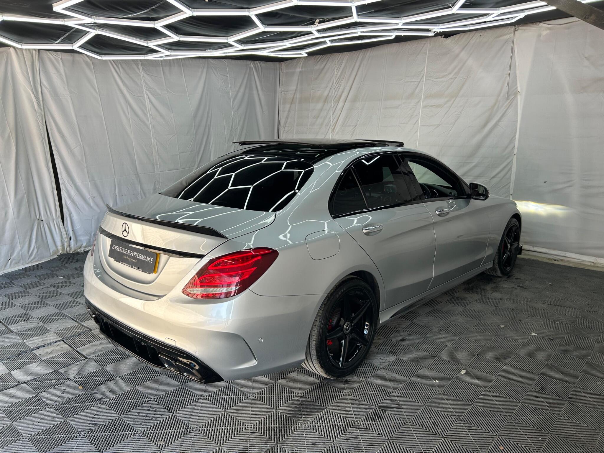 Mercedes-Benz C Class view 8