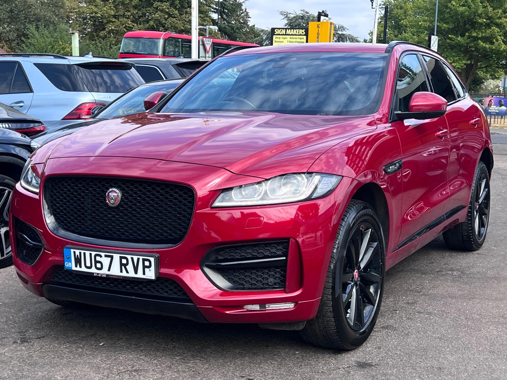 Jaguar F-Pace view 6