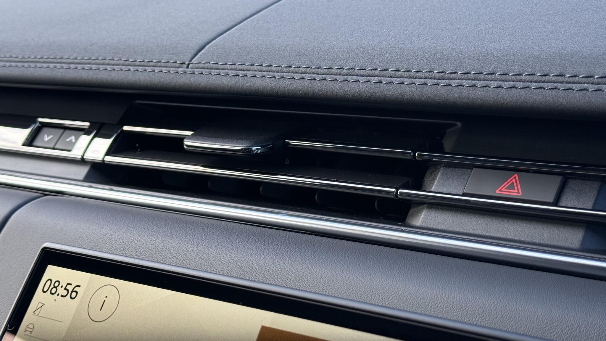 Land Rover Range Rover Sport view 58