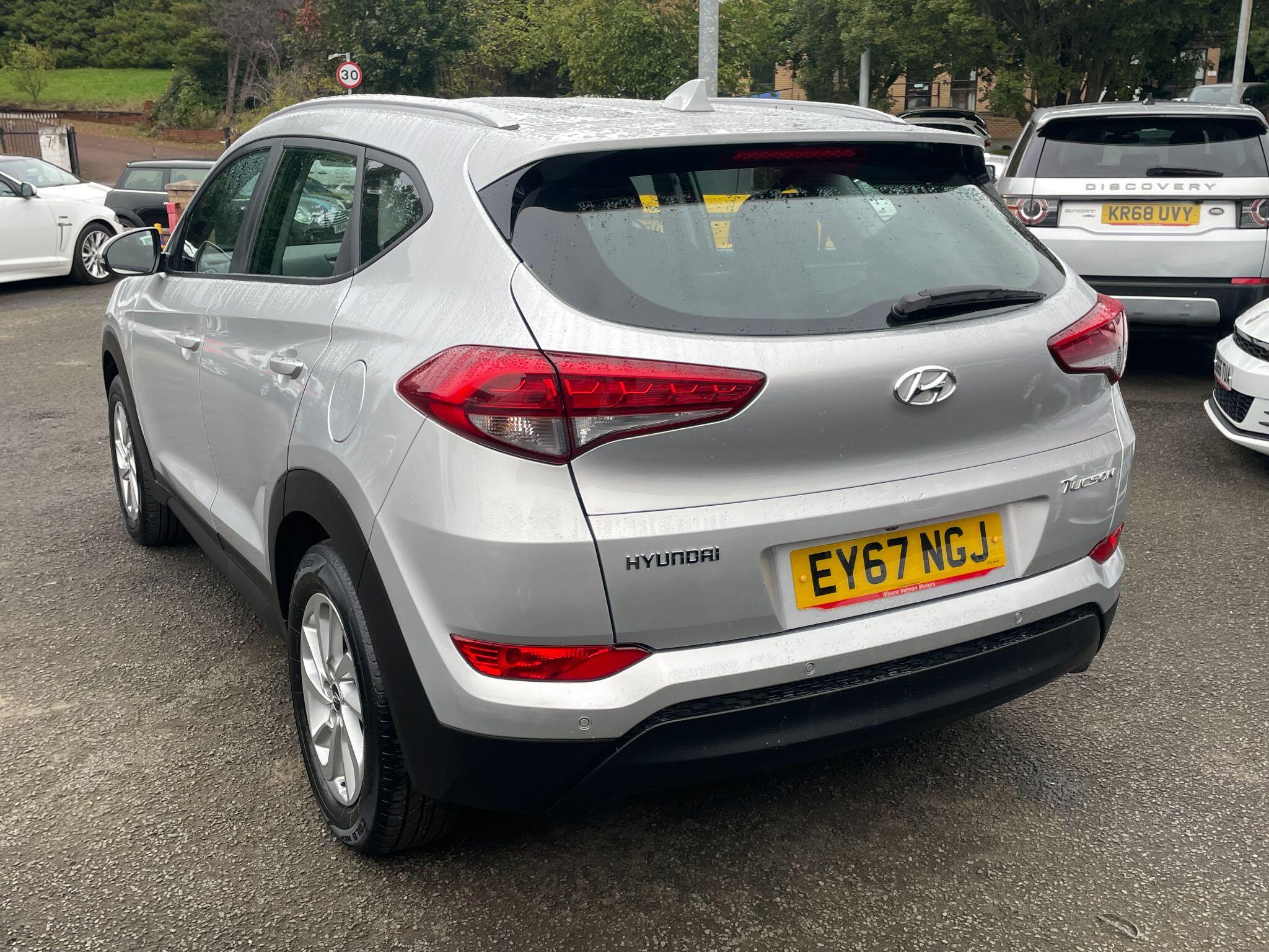 Hyundai Tucson view 9