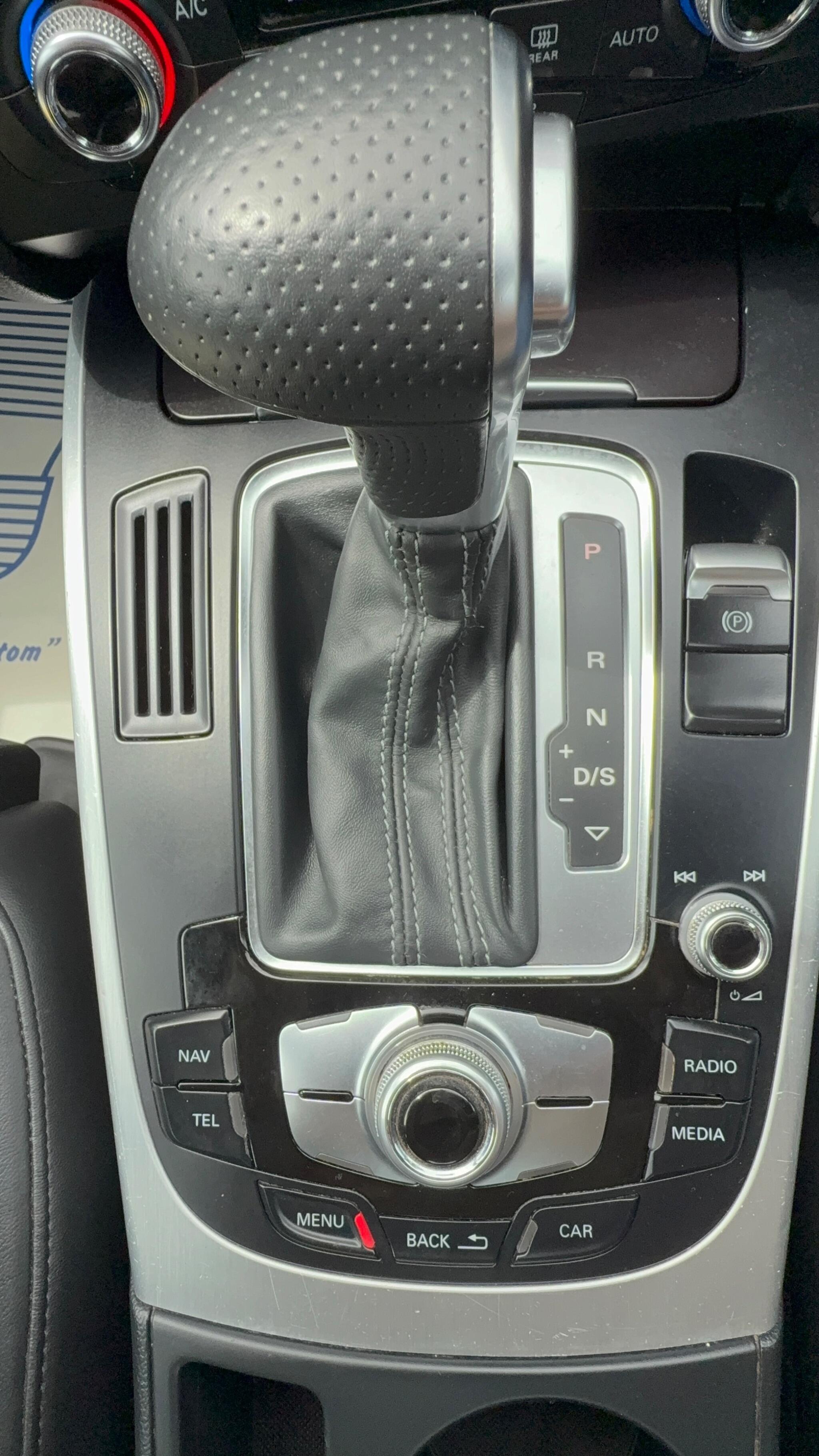 Audi A4 view 32