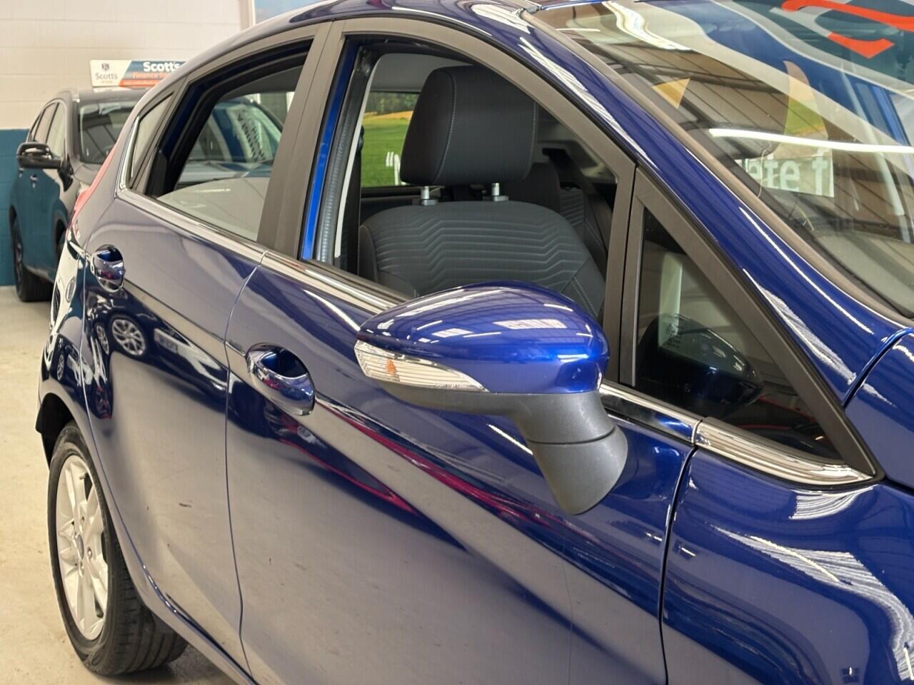 Ford Fiesta view 46