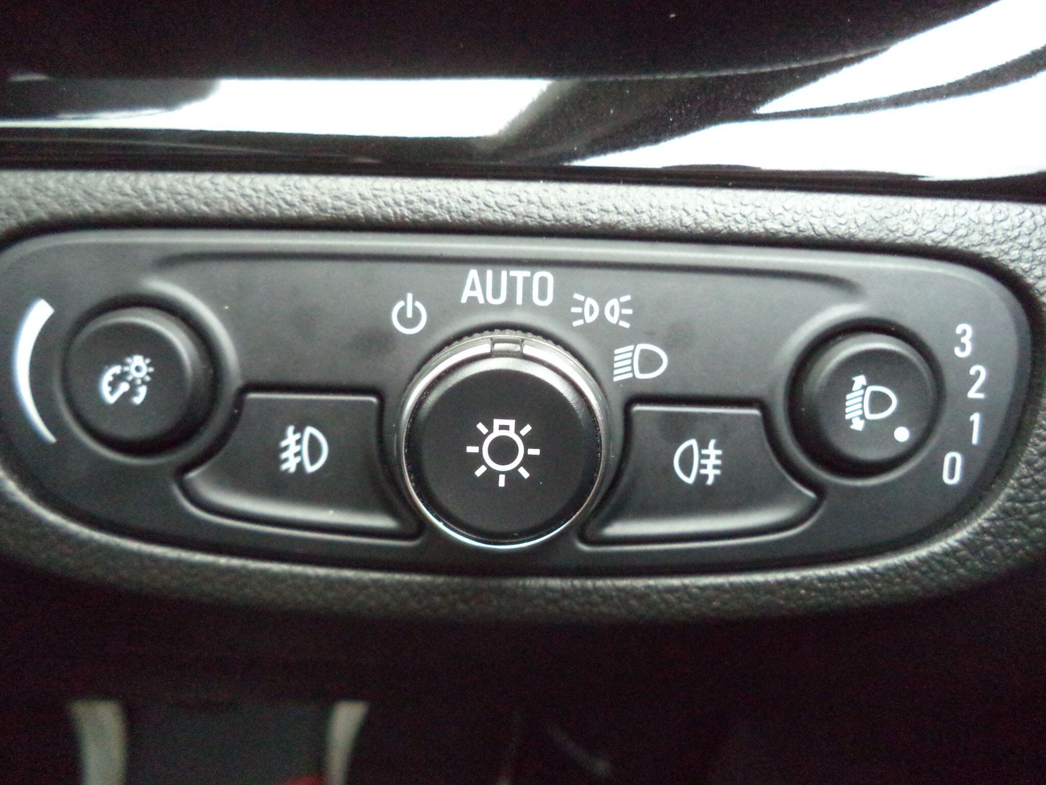 Vauxhall Mokka X view 42