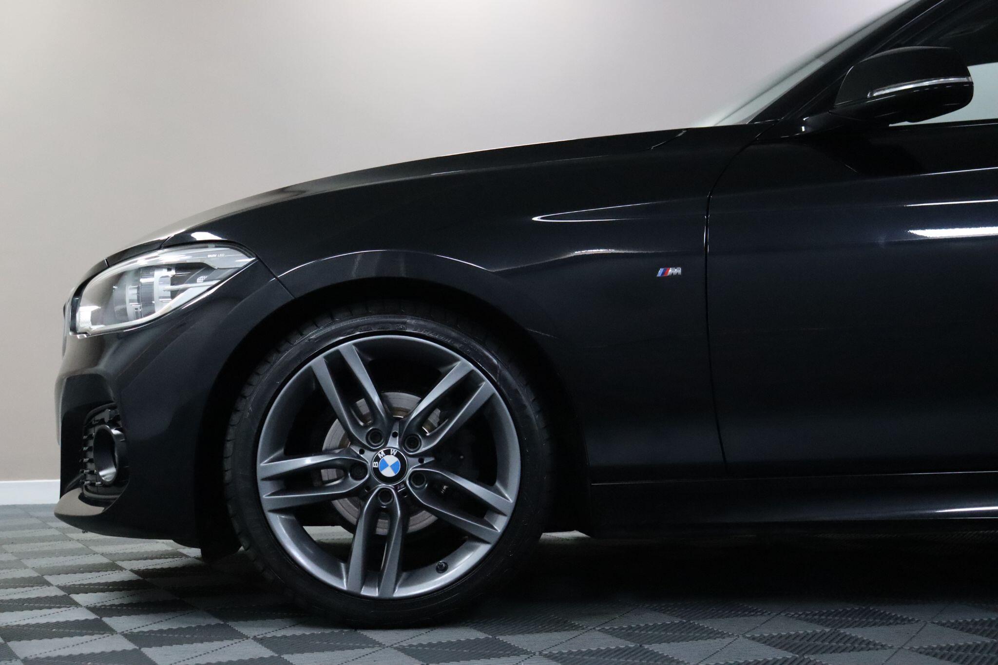 BMW 1 Series view 27
