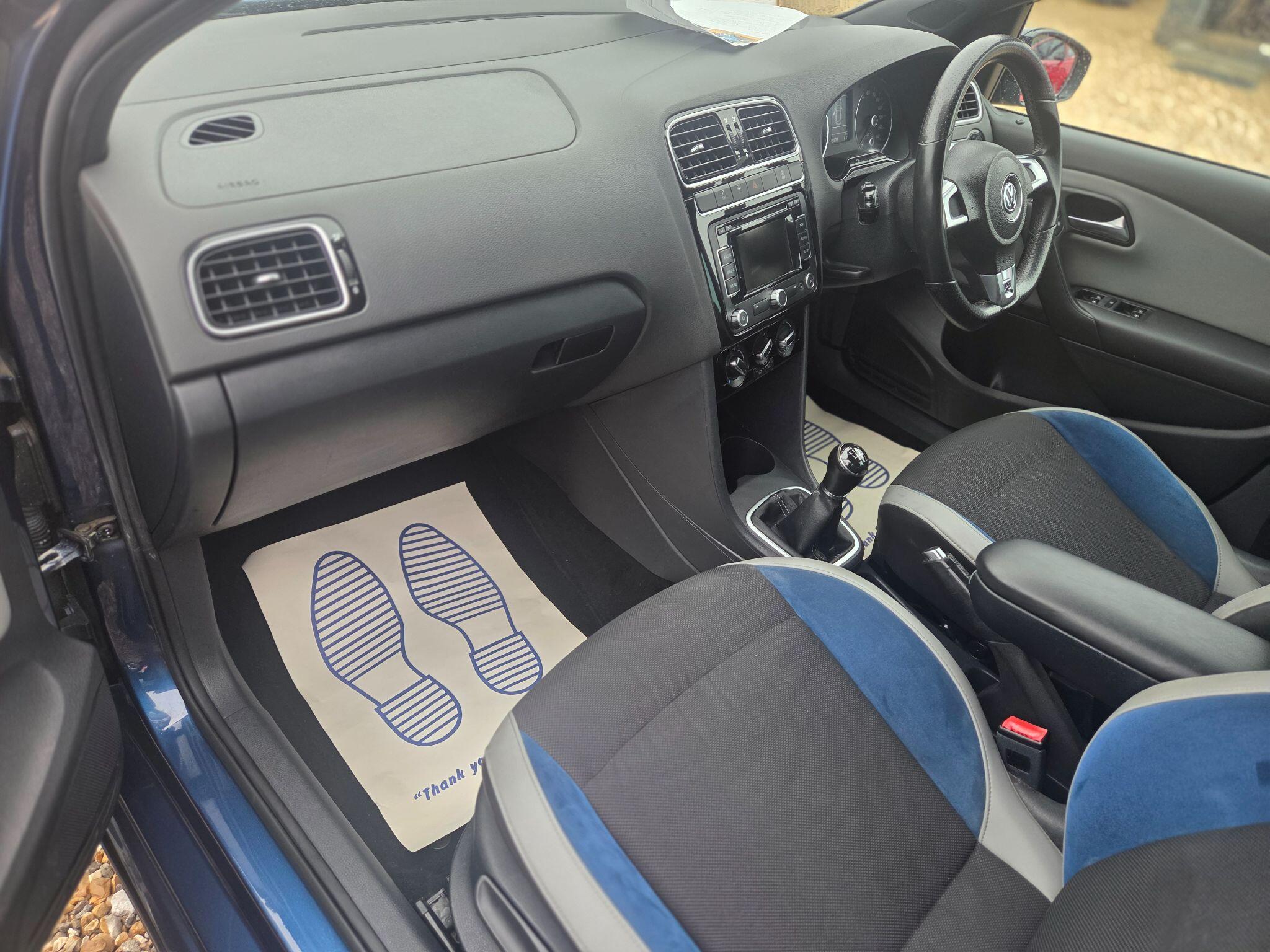 Volkswagen Polo view 25
