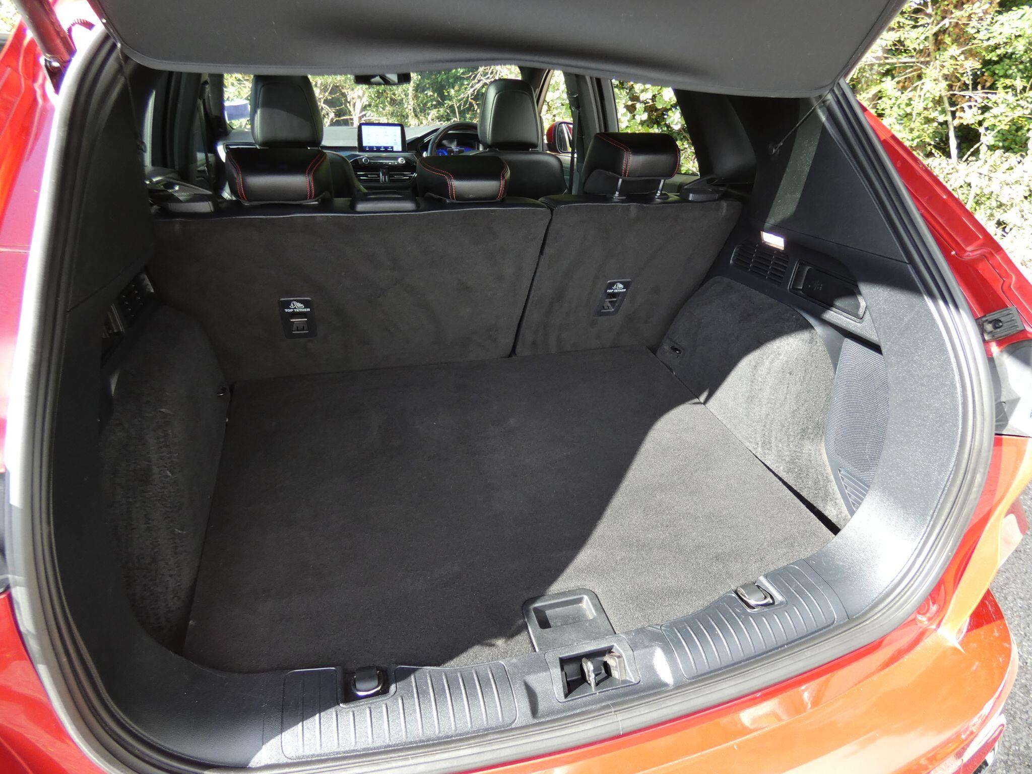 Ford Kuga view 41