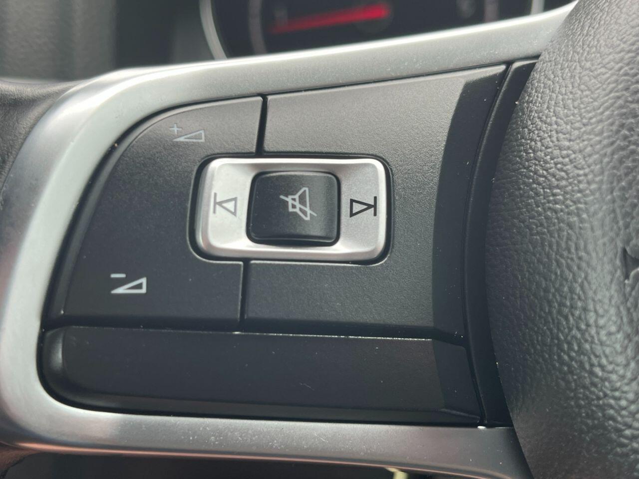 Volkswagen Scirocco view 23