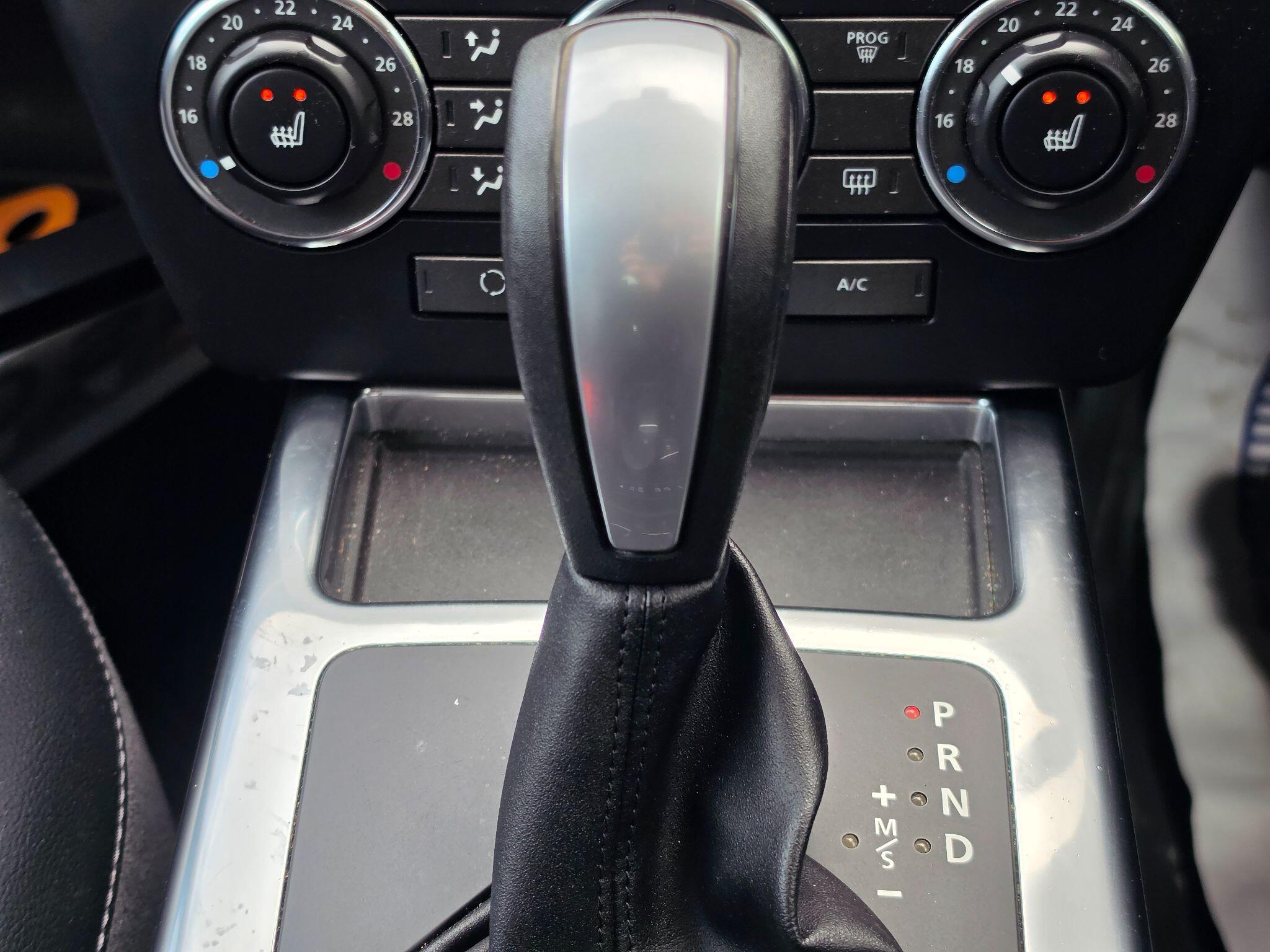Land Rover Freelander 2 view 18