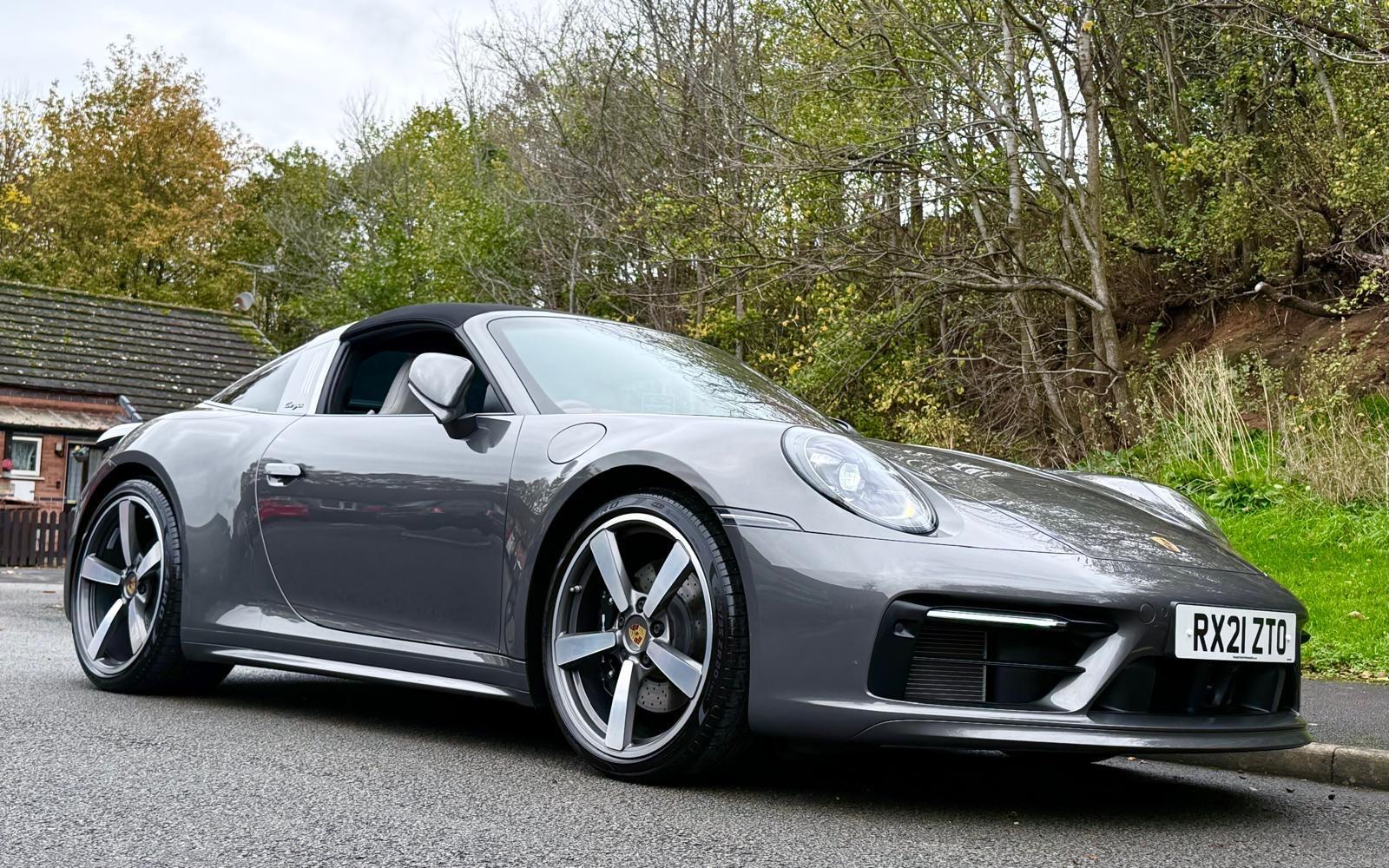 Porsche 911 view 48
