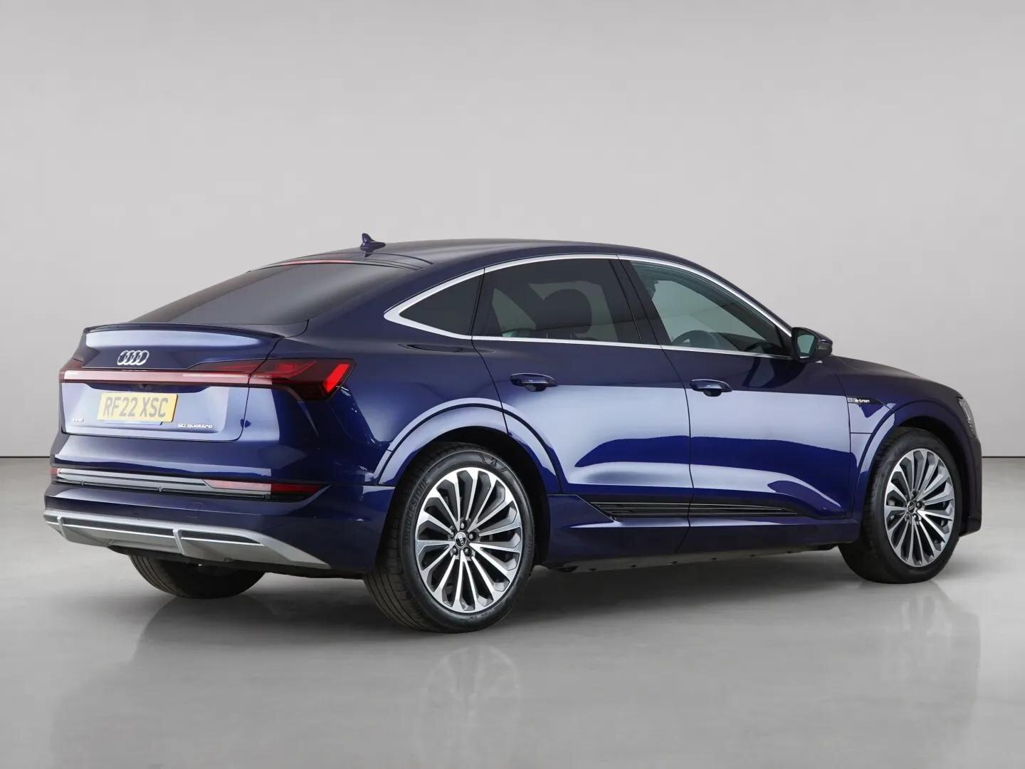 Audi E-Tron view 8