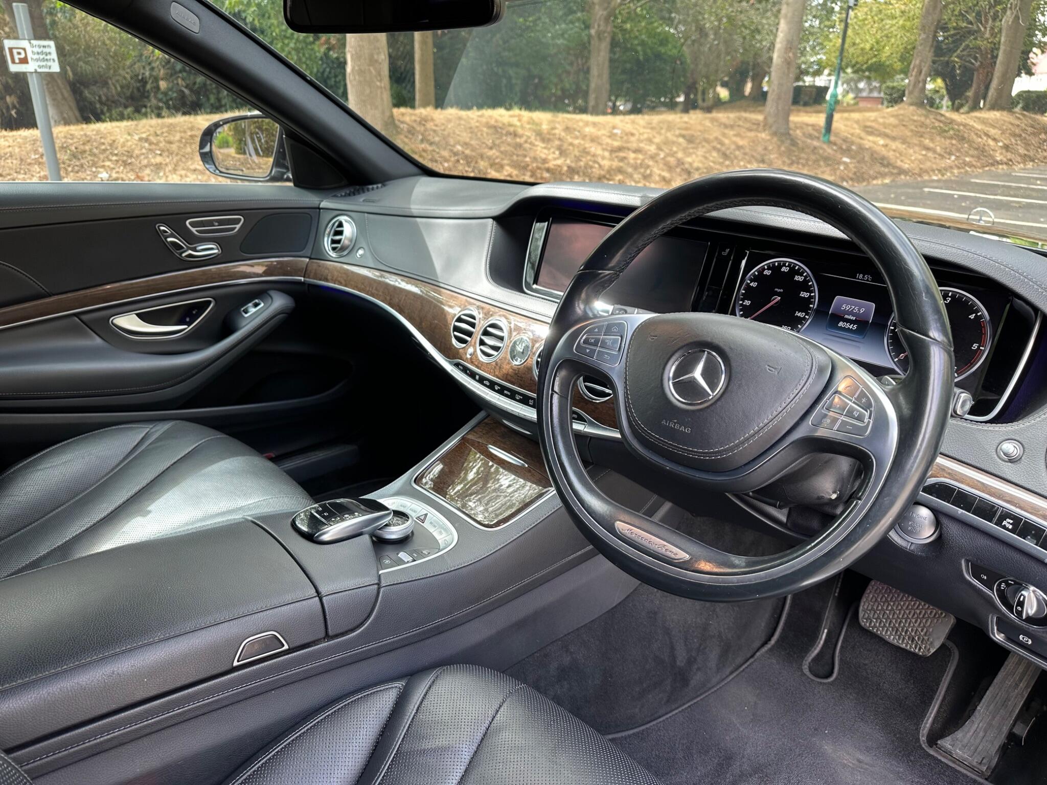 Mercedes-Benz S-Class view 11