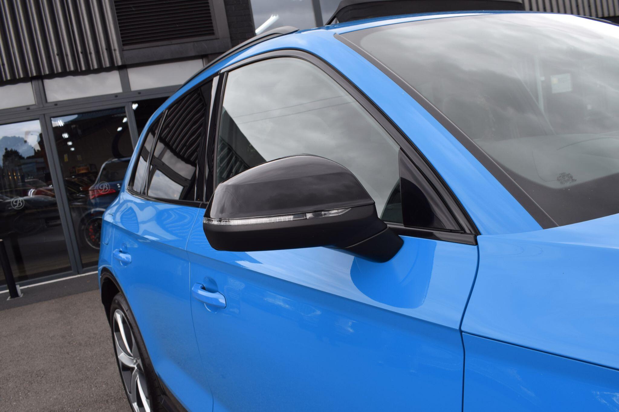 Audi SQ5 view 43