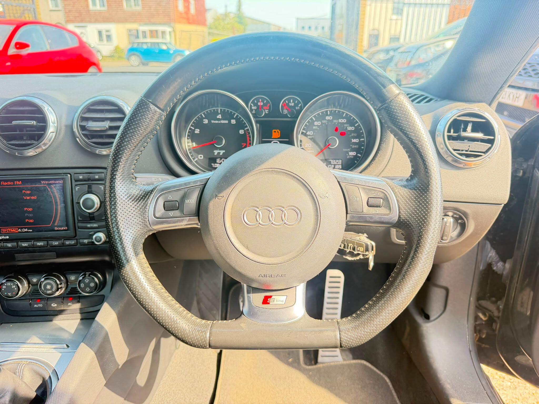 Audi TT view 17