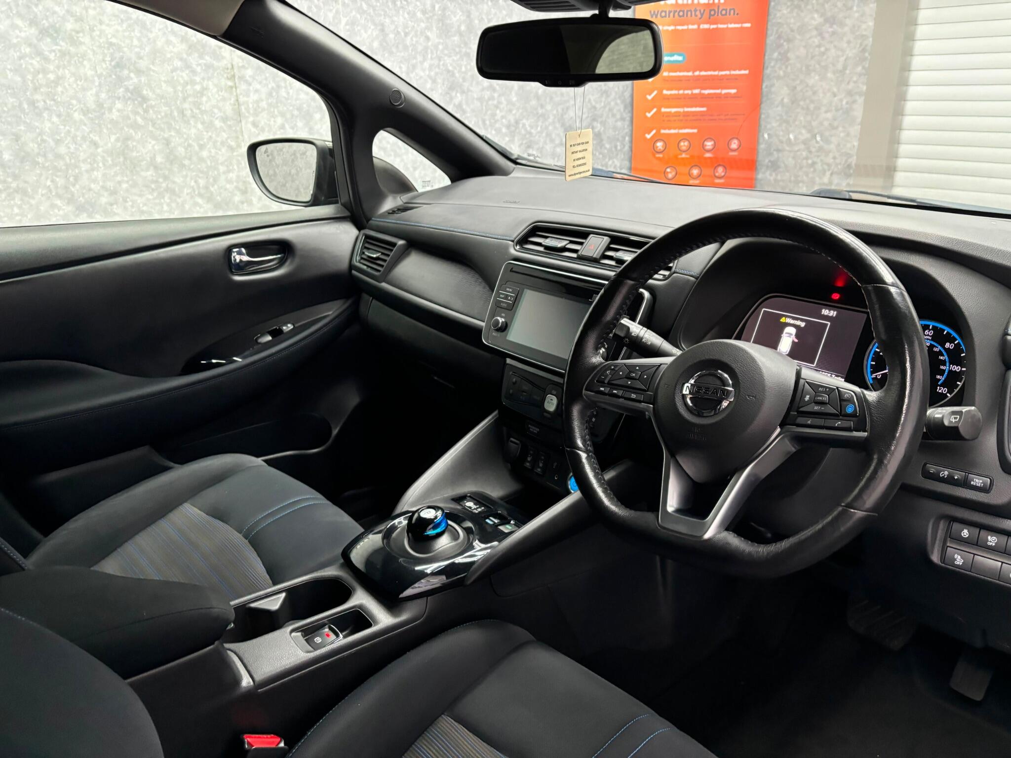 Nissan Leaf view 3