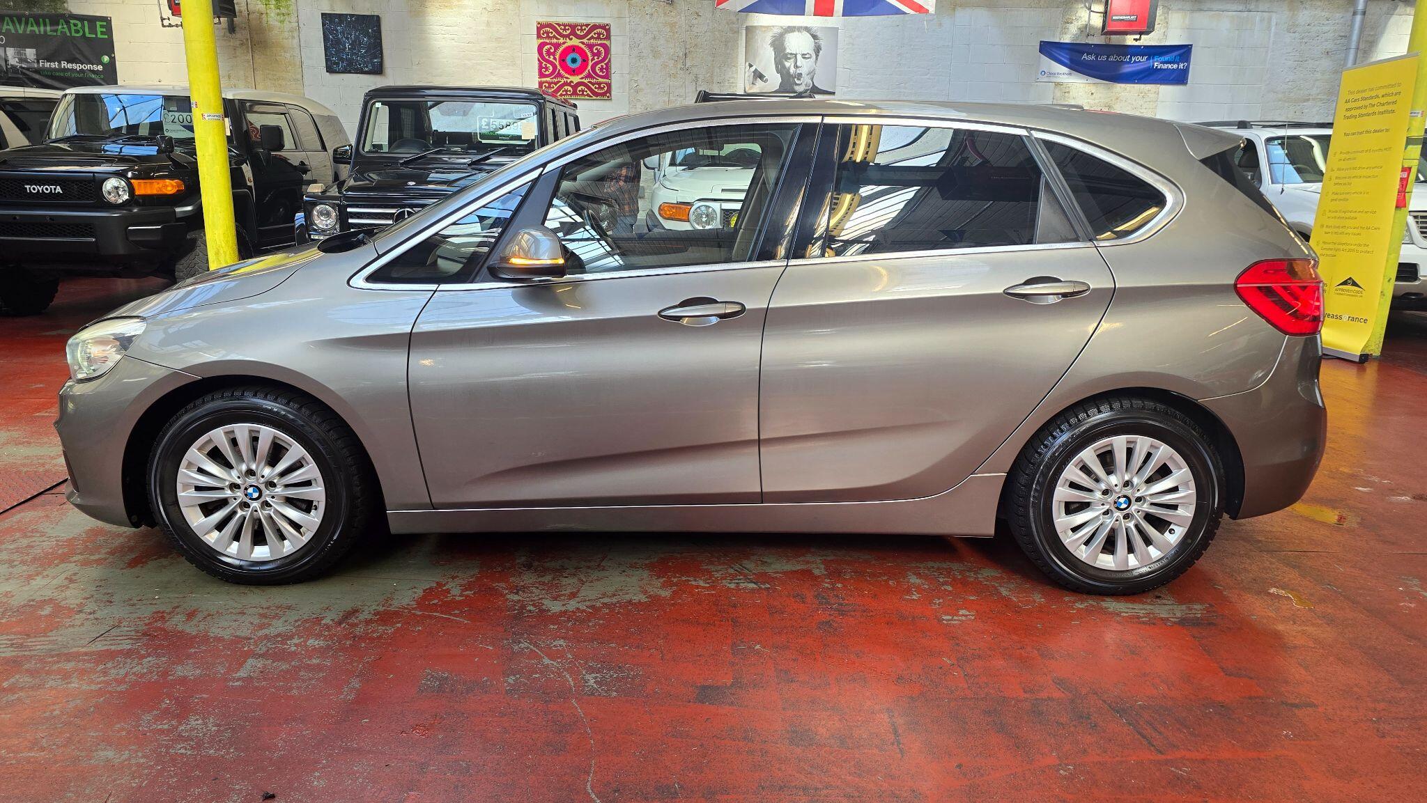BMW 2 Series view 24
