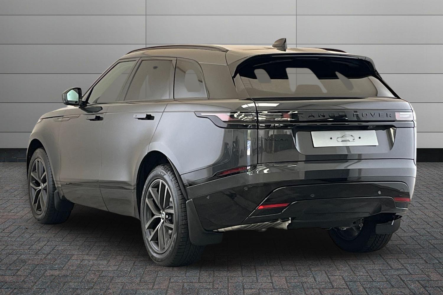Land Rover Range Rover Velar view 2