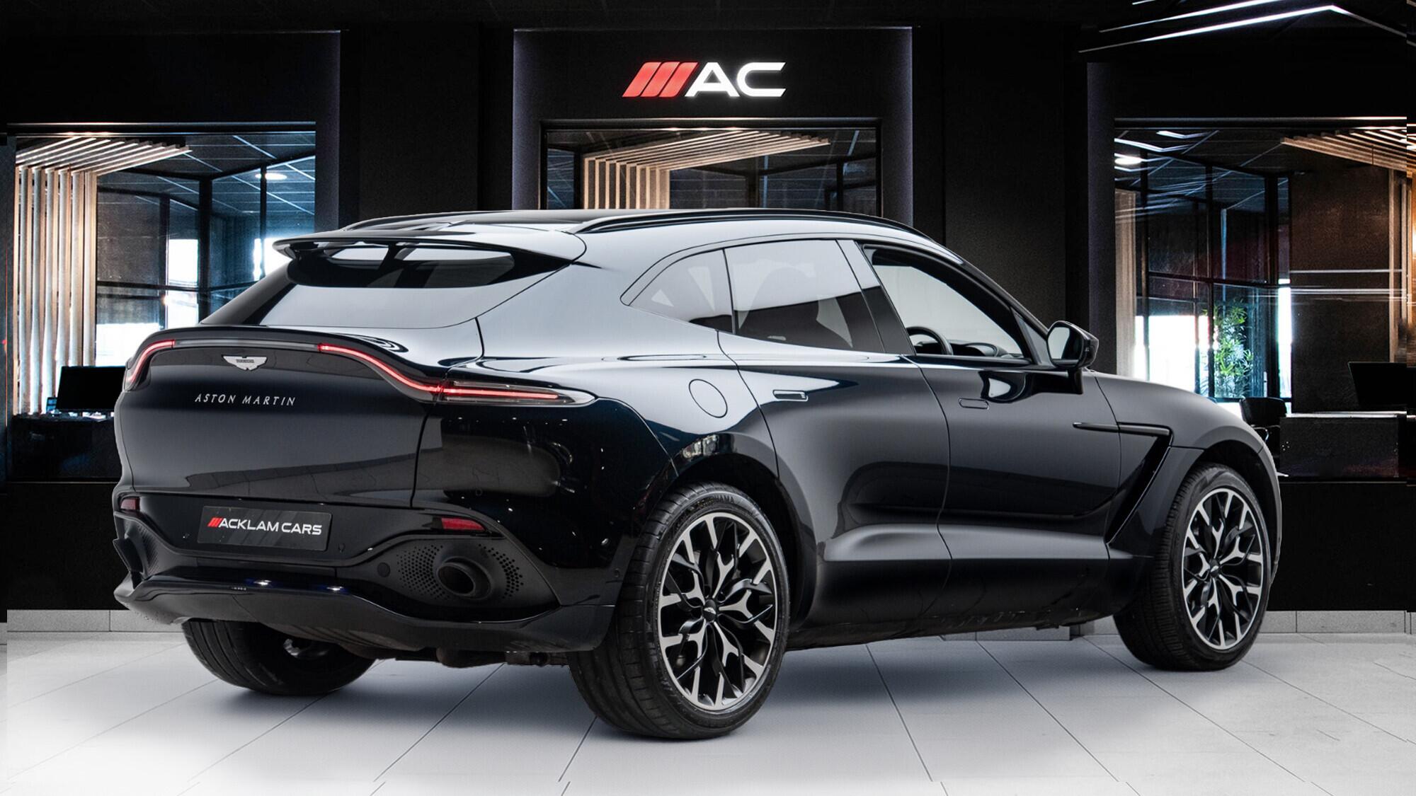 Aston Martin DBX view 4