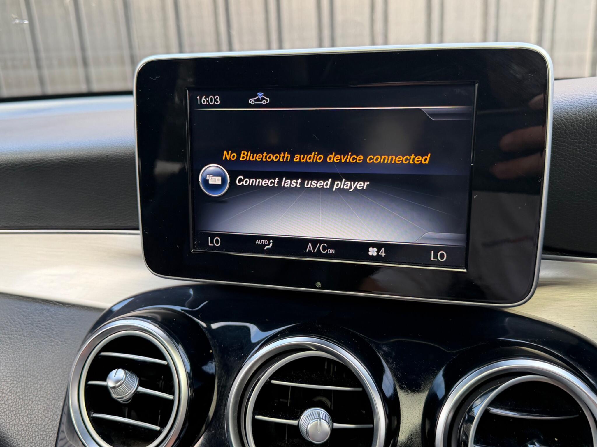 Mercedes-Benz GLC view 37